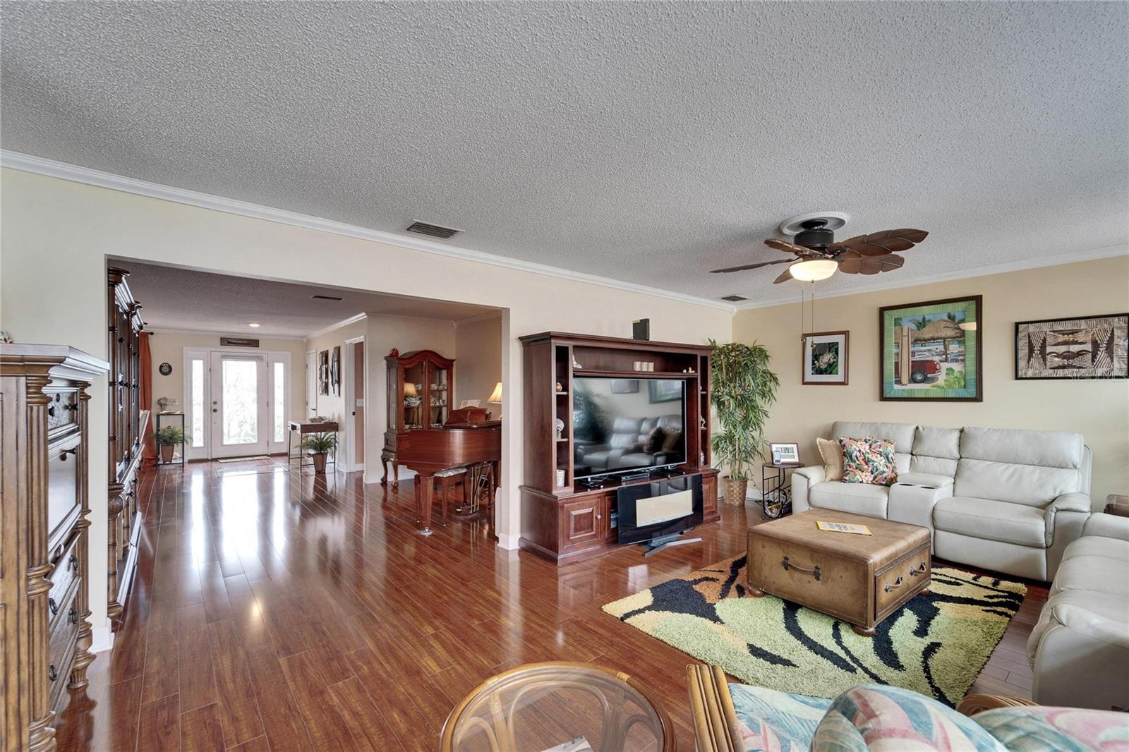 1710 NEW BEDFORD DRIVE, Sun City Center, FL 33573