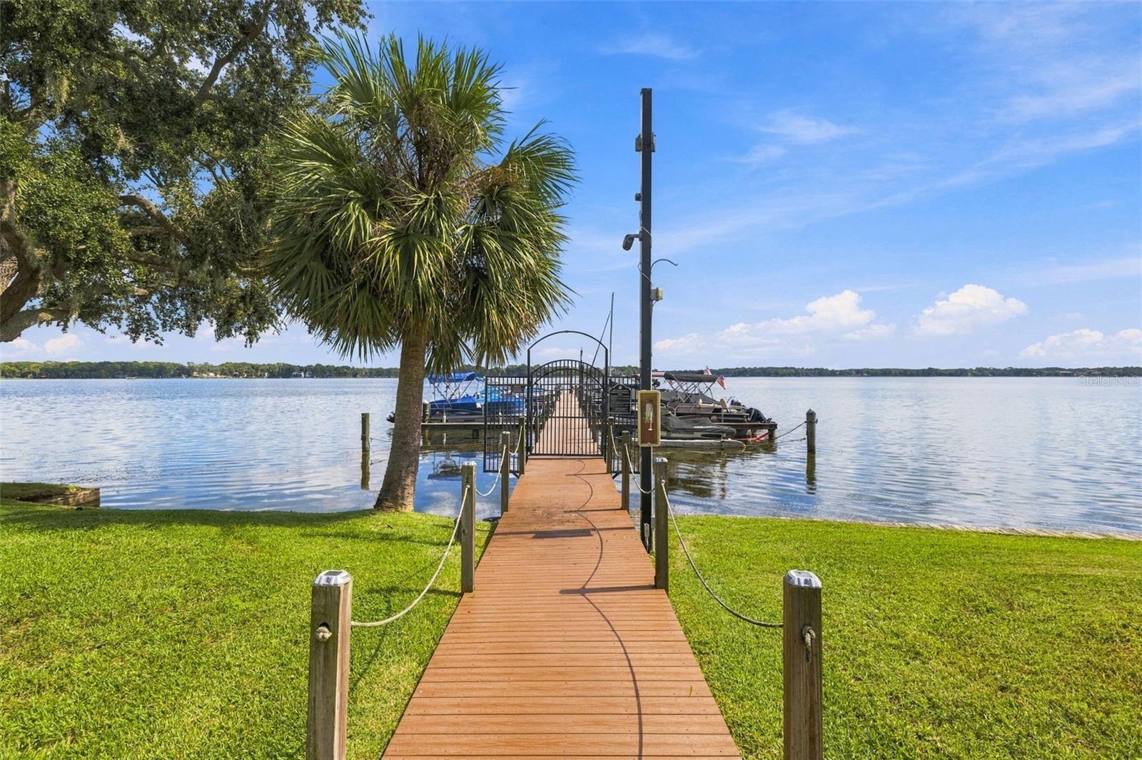 98 S HIGHLAND AVENUE, #1302, Tarpon Springs, FL 34689