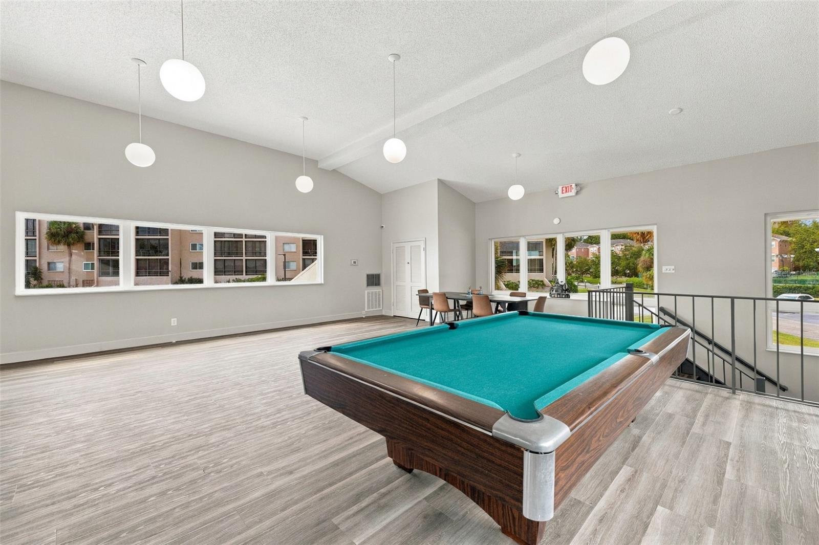98 S HIGHLAND AVENUE, #1302, Tarpon Springs, FL 34689