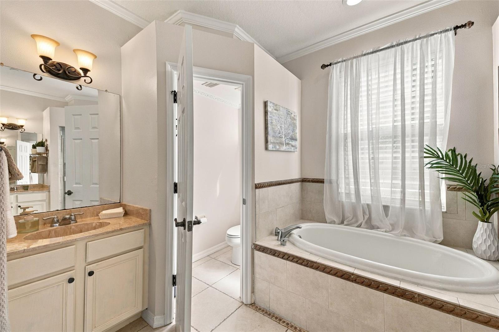 98 S HIGHLAND AVENUE, #1302, Tarpon Springs, FL 34689