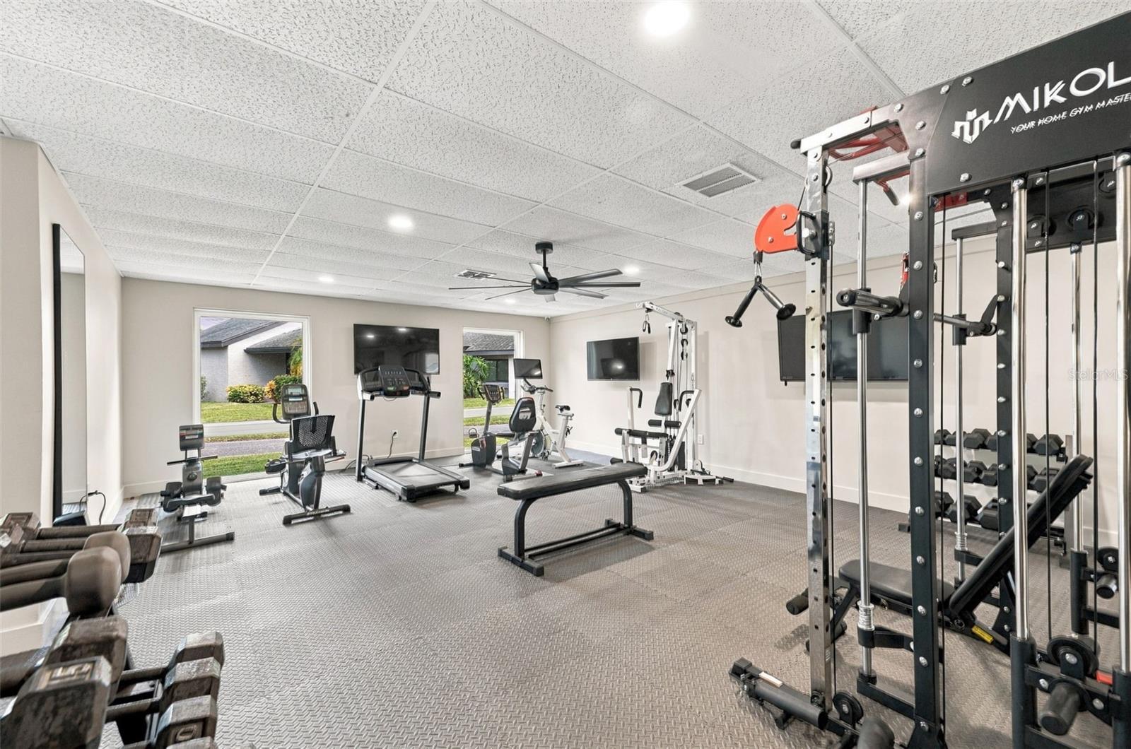 98 S HIGHLAND AVENUE, #1302, Tarpon Springs, FL 34689