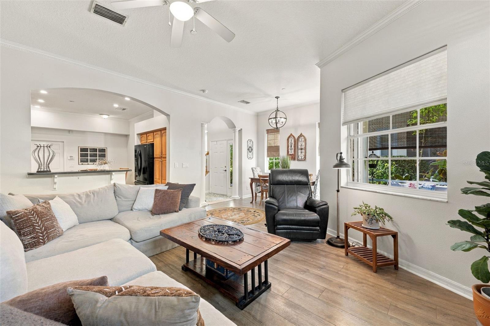 98 S HIGHLAND AVENUE, #1302, Tarpon Springs, FL 34689