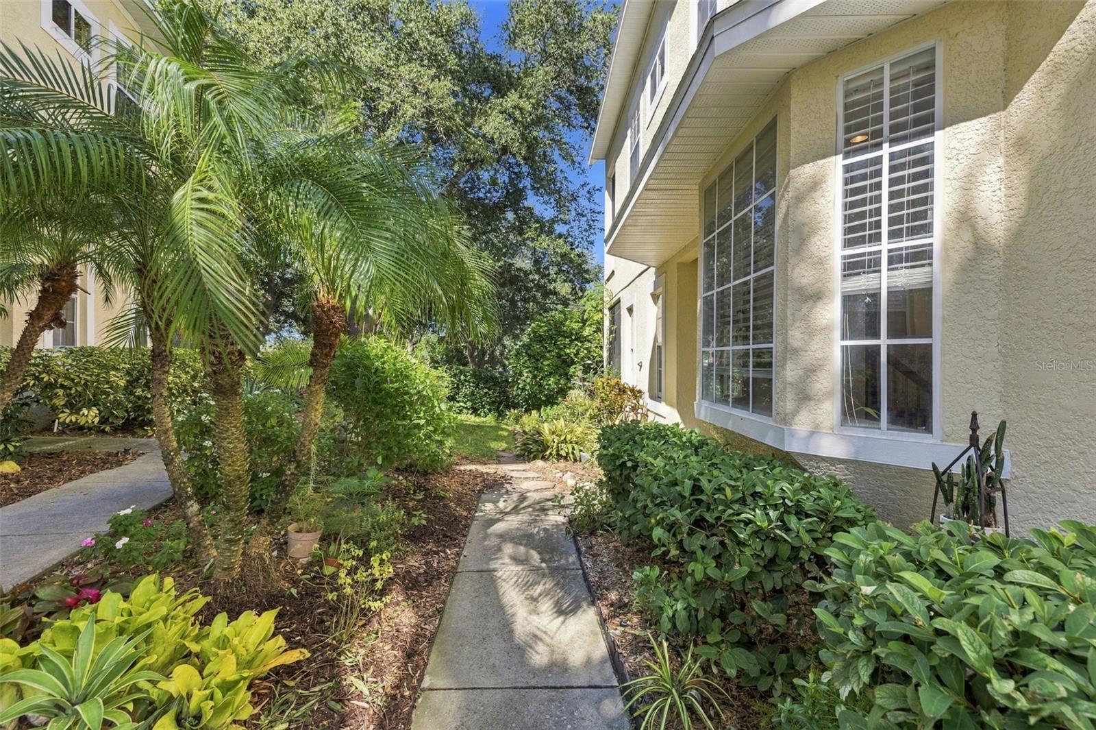98 S HIGHLAND AVENUE, #1302, Tarpon Springs, FL 34689