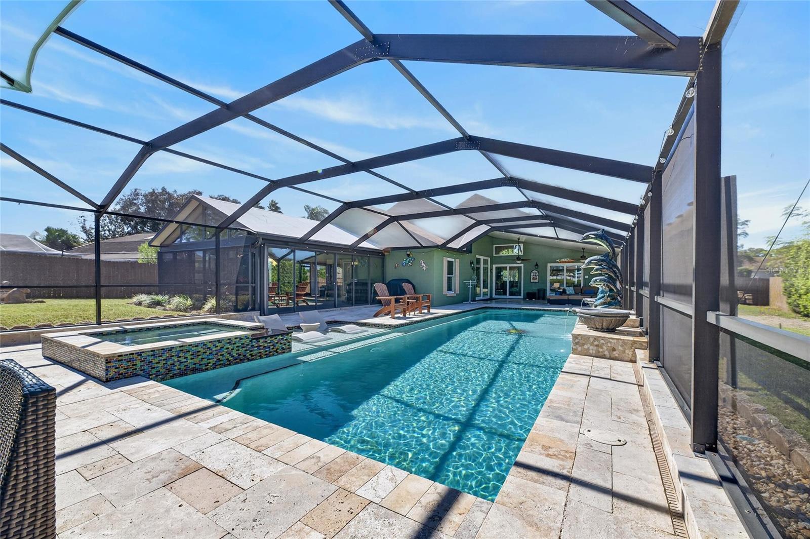 Showing Gym/Patio/Pool