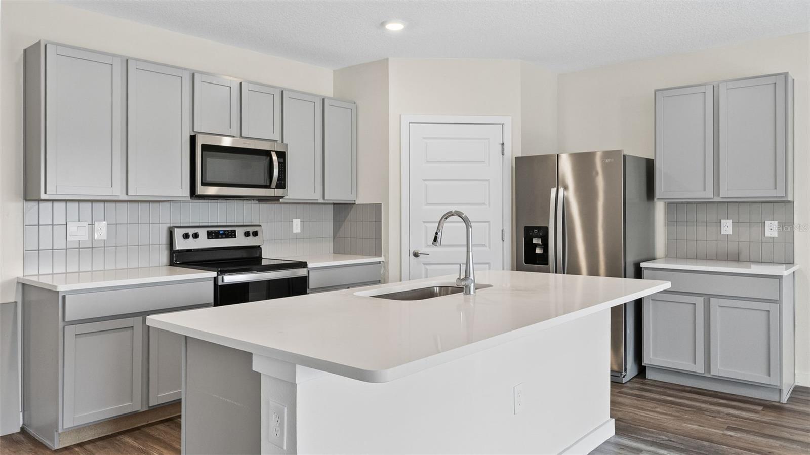 31938 TREASURE DOCK ISLE, Wesley Chapel, FL 33545 31938 TREASURE DOCK ISLE, Wesley Chapel, FL 33545