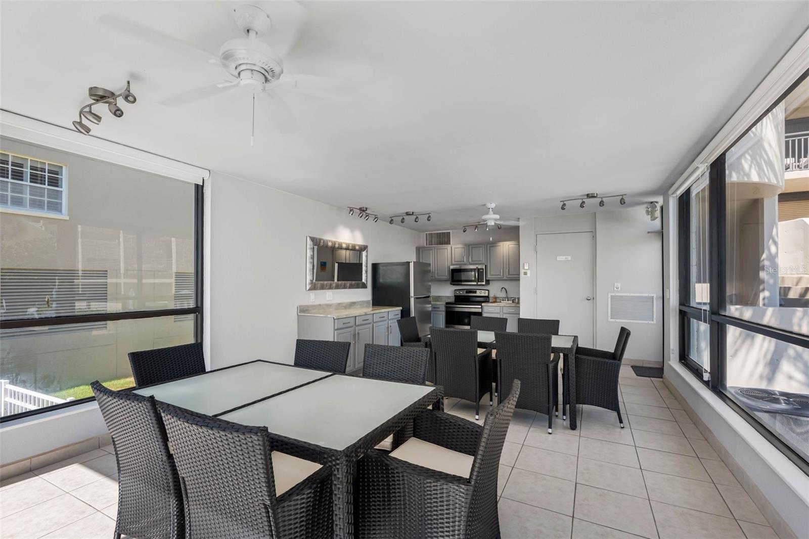 Clubhouse with full kitchen and 2 restrooms
