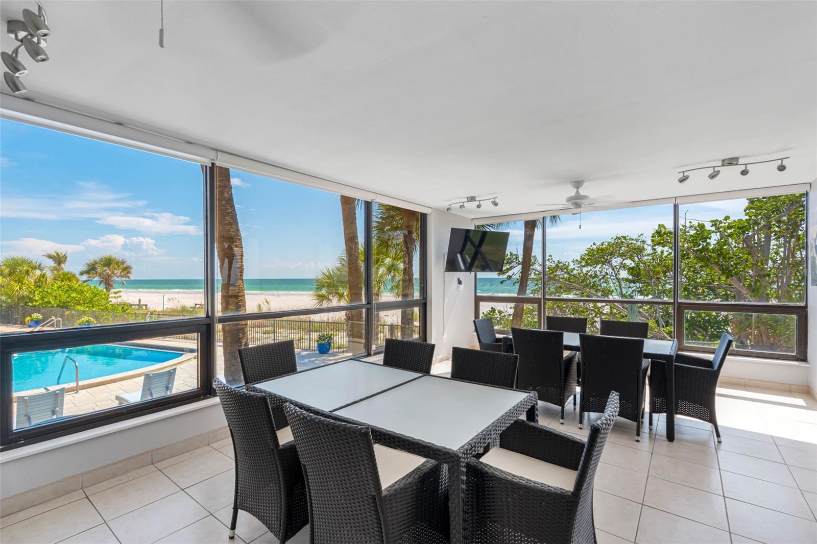 Poolside/Beachfront clubhouse