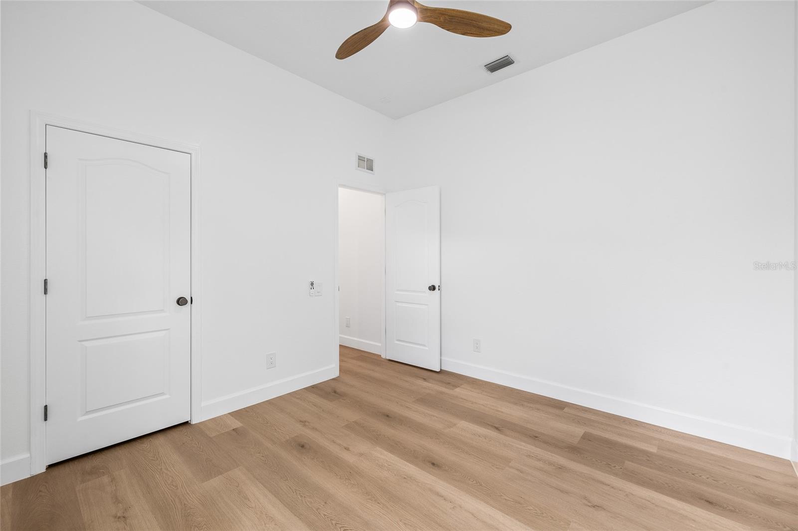 19015 FERN MEADOW LOOP, Lutz, FL 33558