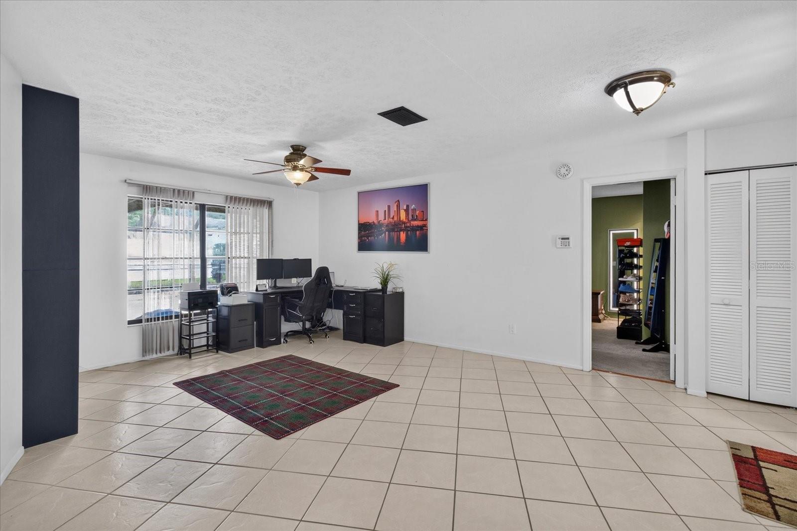 4206 GRAINARY AVENUE, Tampa, FL 33624