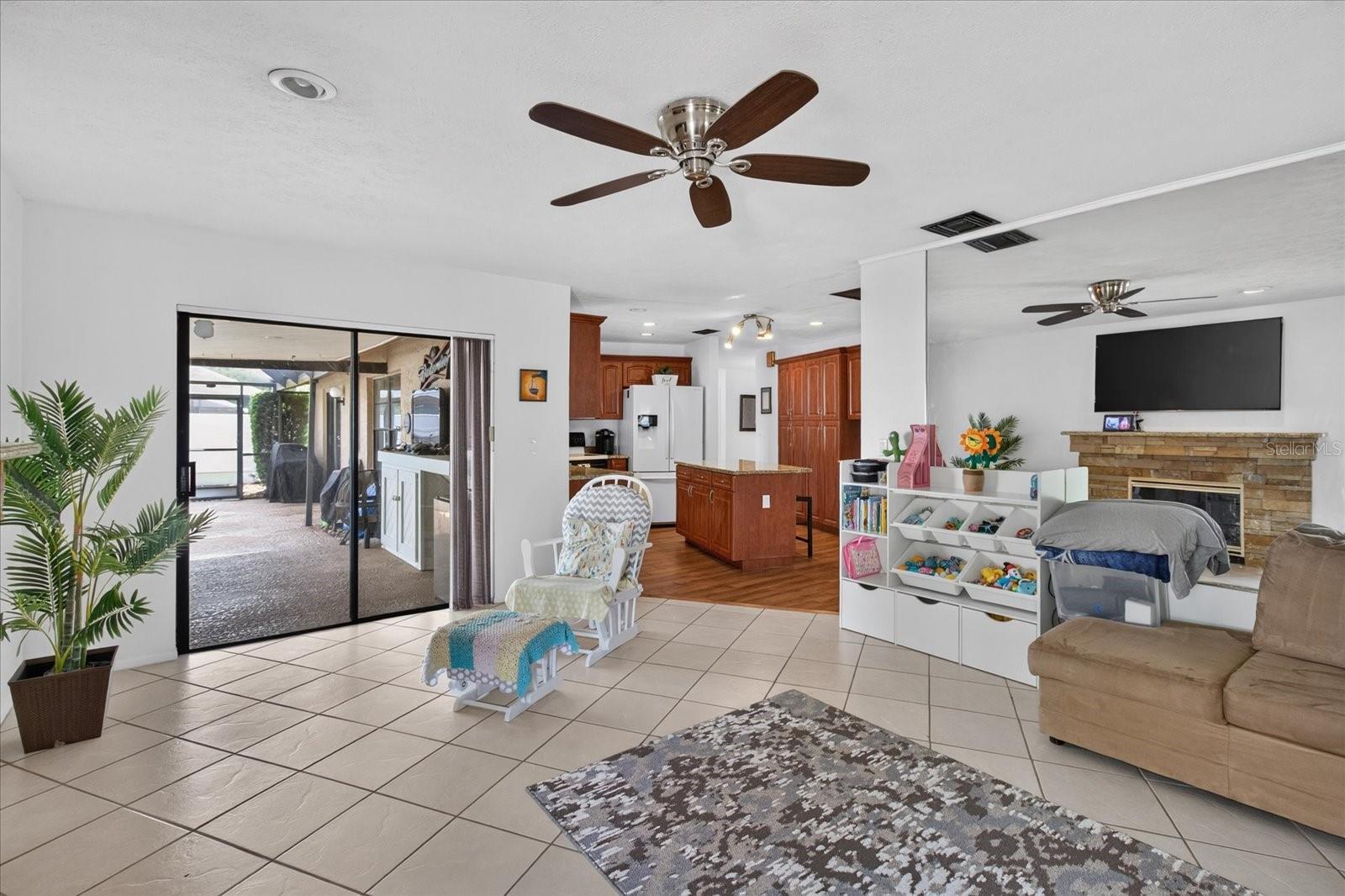 4206 GRAINARY AVENUE, Tampa, FL 33624