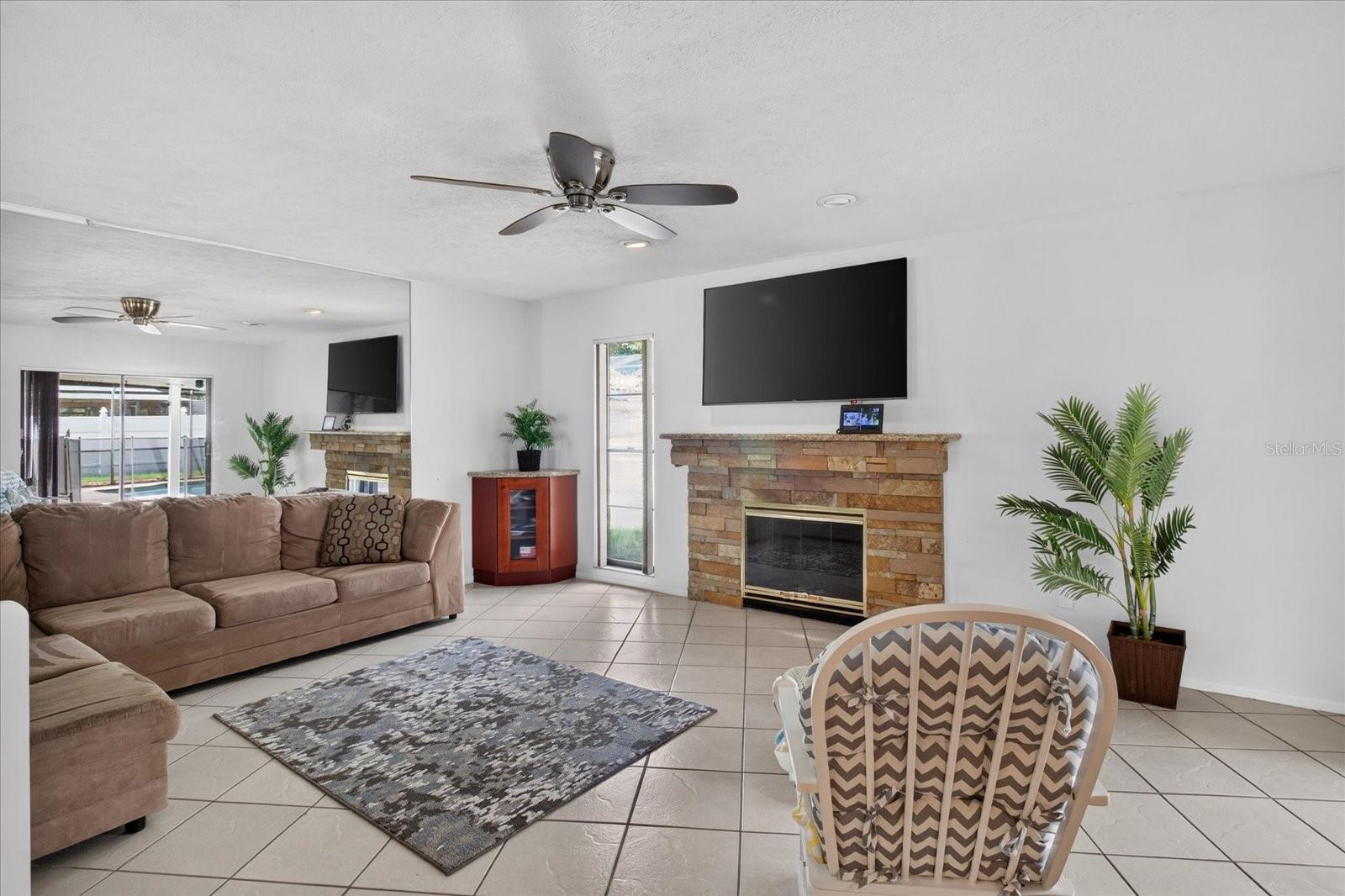4206 GRAINARY AVENUE, Tampa, FL 33624
