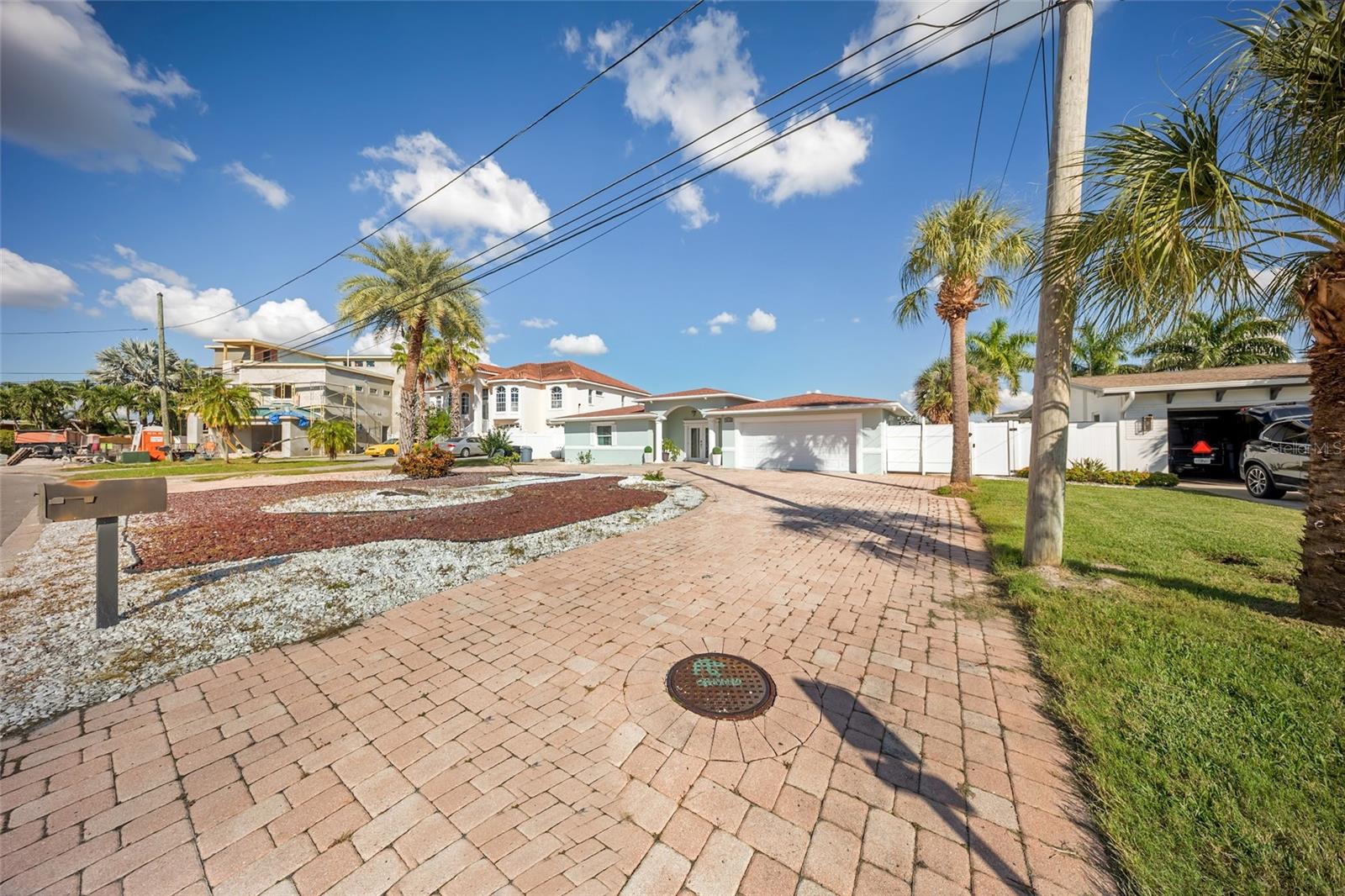 6825 BAY STREET, St Pete Beach, FL 33706
