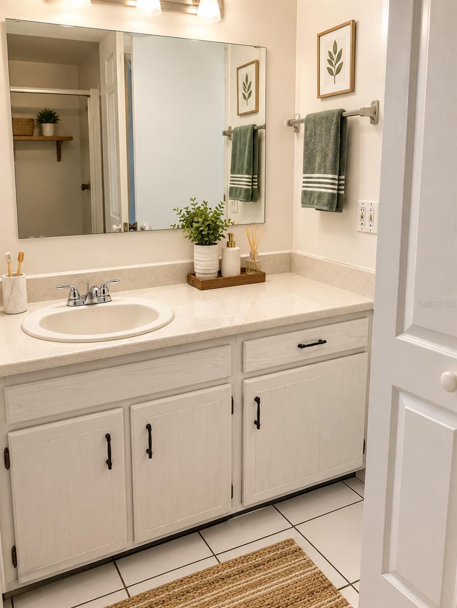 7601 ABBEY LN, #Unit C, Tampa, FL 33617