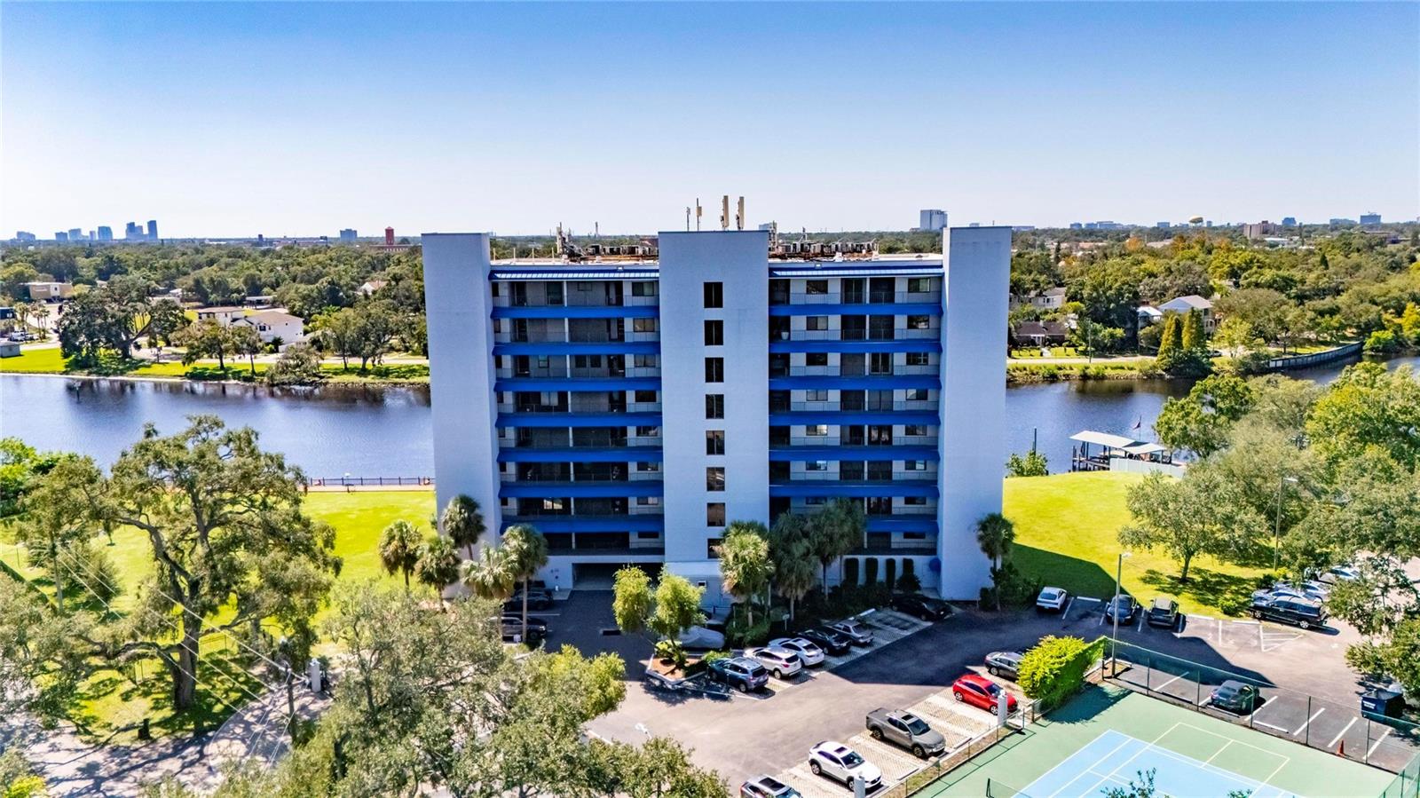 2780 N RIVERSIDE DRIVE, #601, Tampa, FL 33602