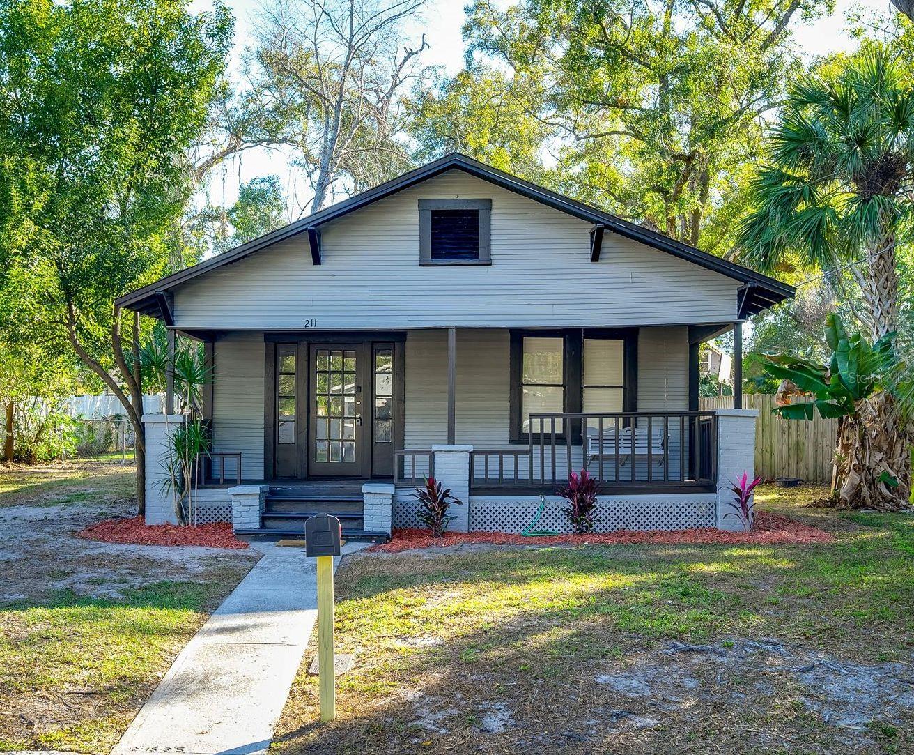 211 E CLUSTER AVENUE, Tampa, FL 33604 211 E CLUSTER AVENUE, Tampa, FL 33604