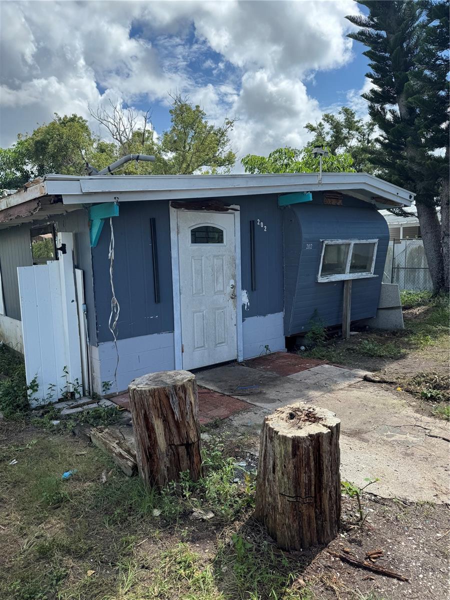 202 VERONA STREET S, Nokomis, FL 34275