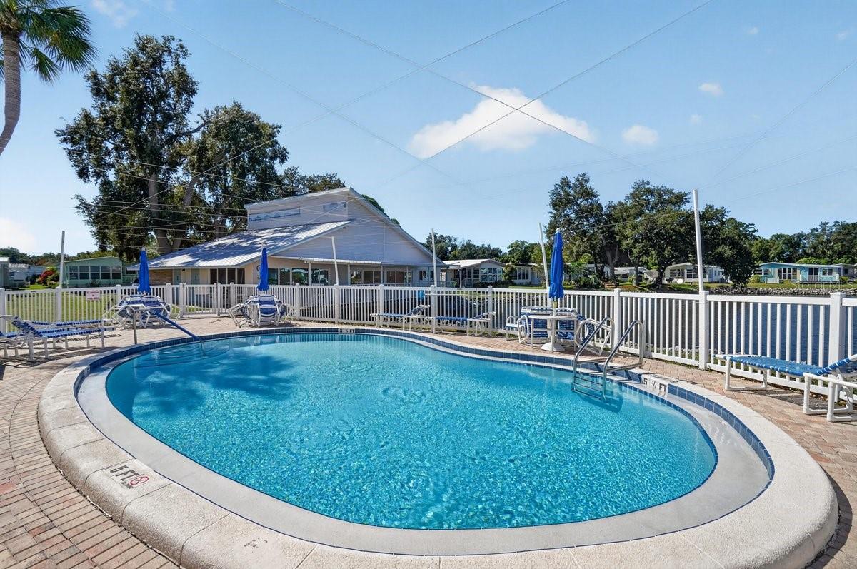 SALTWATER POOL!