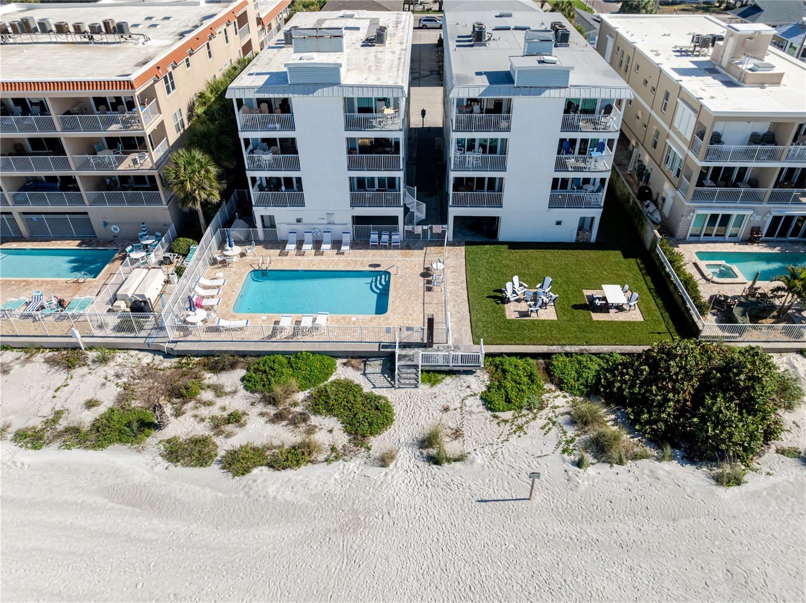 1904 GULF BOULEVARD, #D, Indian Rocks Beach, FL 33785