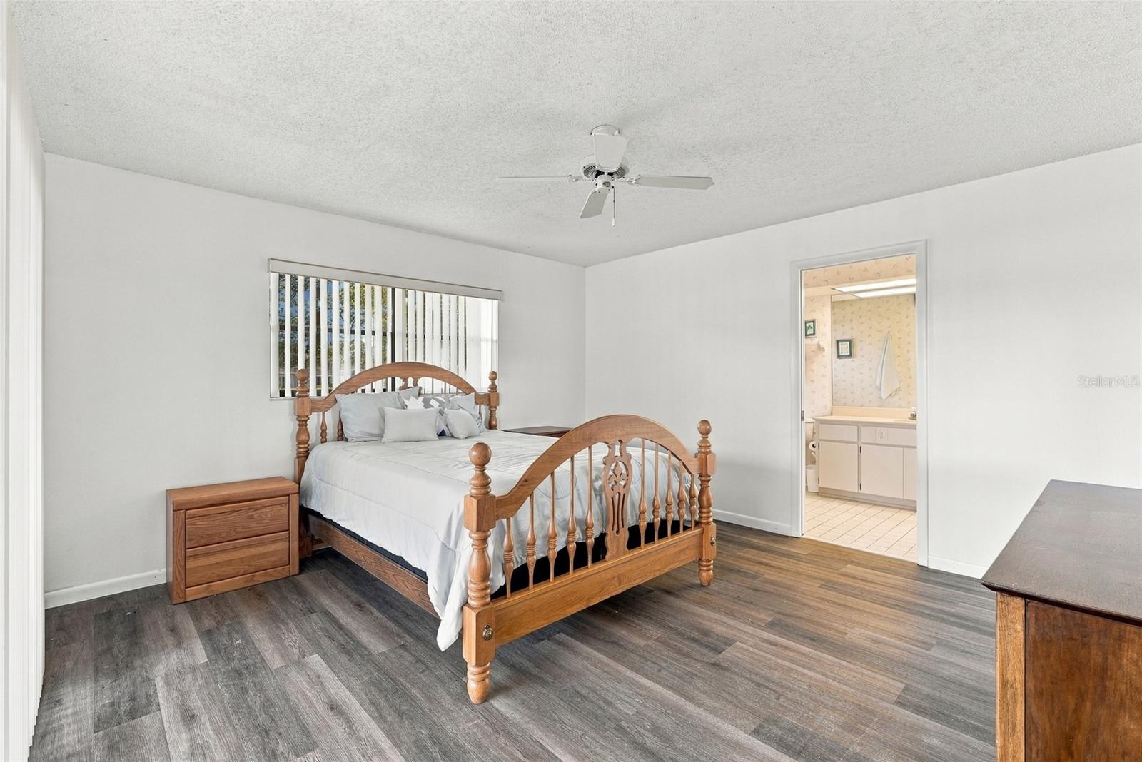 3422 LORI LANE, #3422, New Port Richey, FL 34655