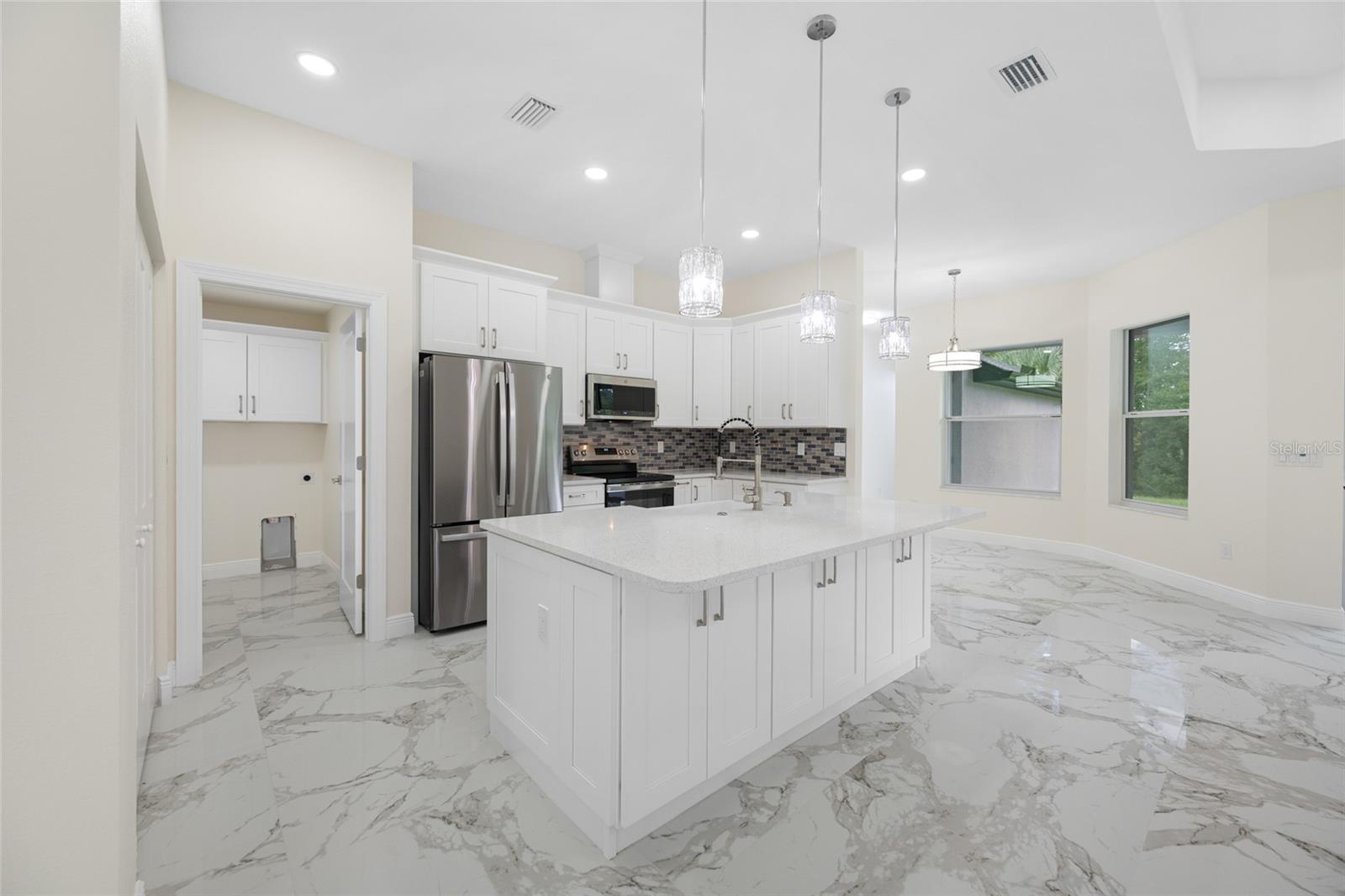 8207 CHRISTOPHER LANE, Weeki Wachee, FL 34613