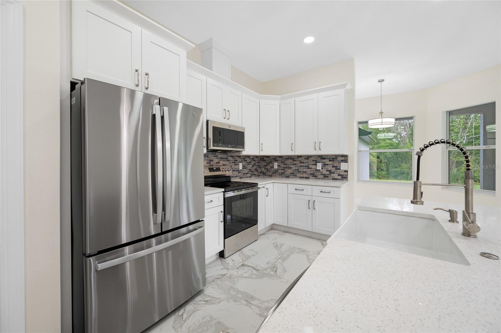 8207 CHRISTOPHER LANE, Weeki Wachee, FL 34613