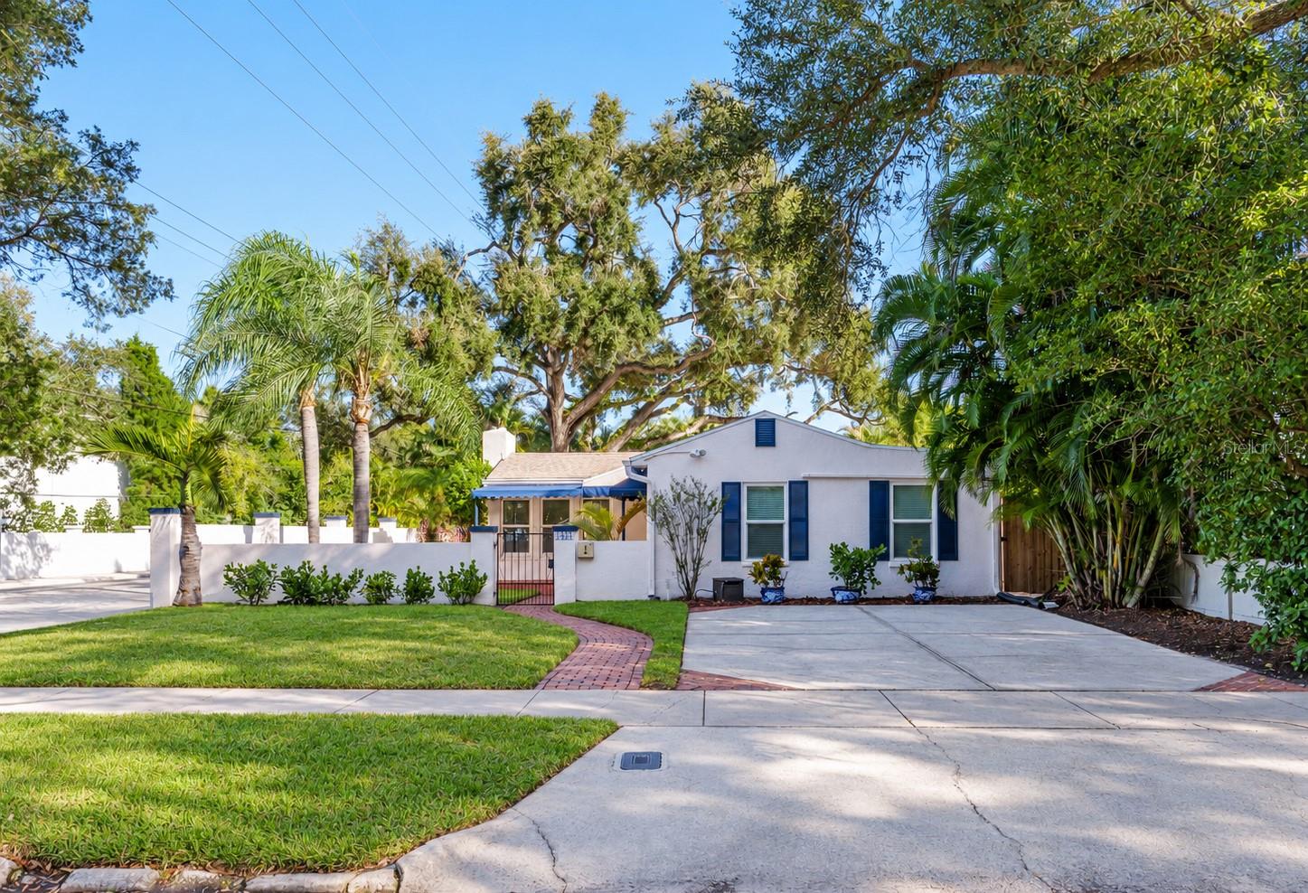 2633 W SUNSET DRIVE, Tampa, FL 33629
