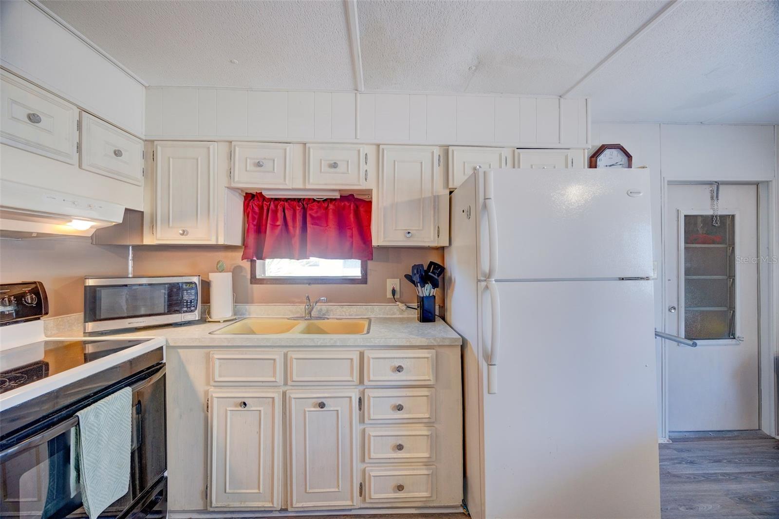 7387 WESTERN CIRCLE DRIVE, Brooksville, FL 34613
