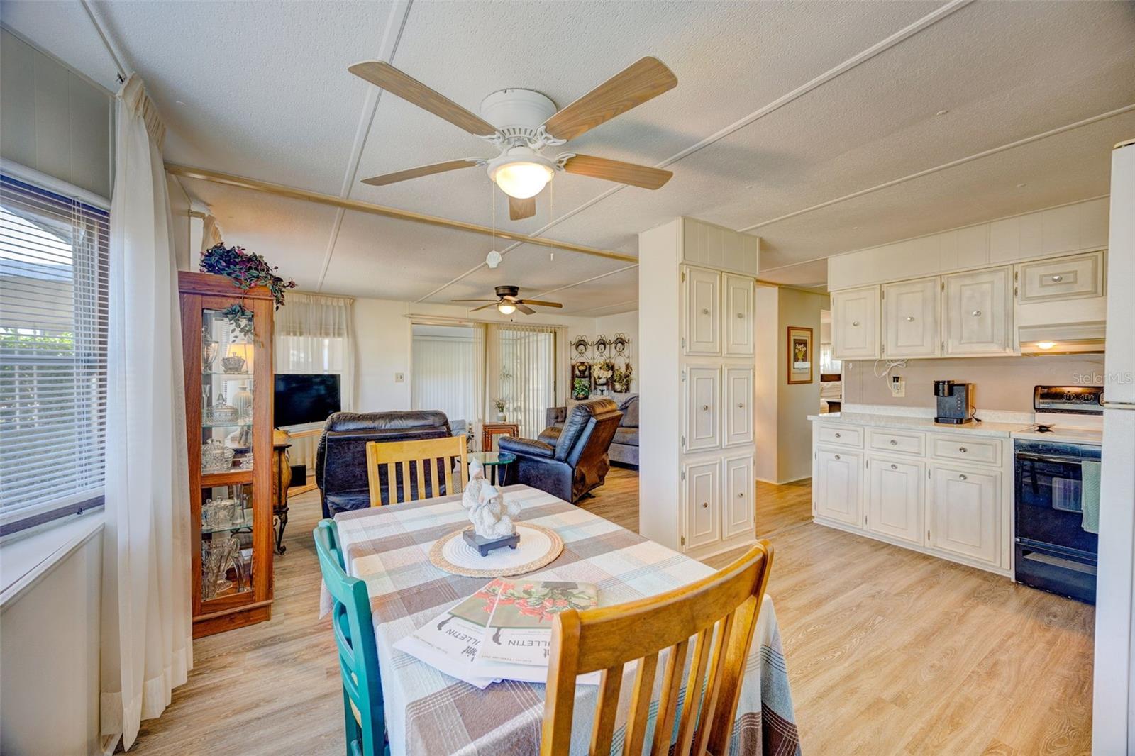 7387 WESTERN CIRCLE DRIVE, Brooksville, FL 34613