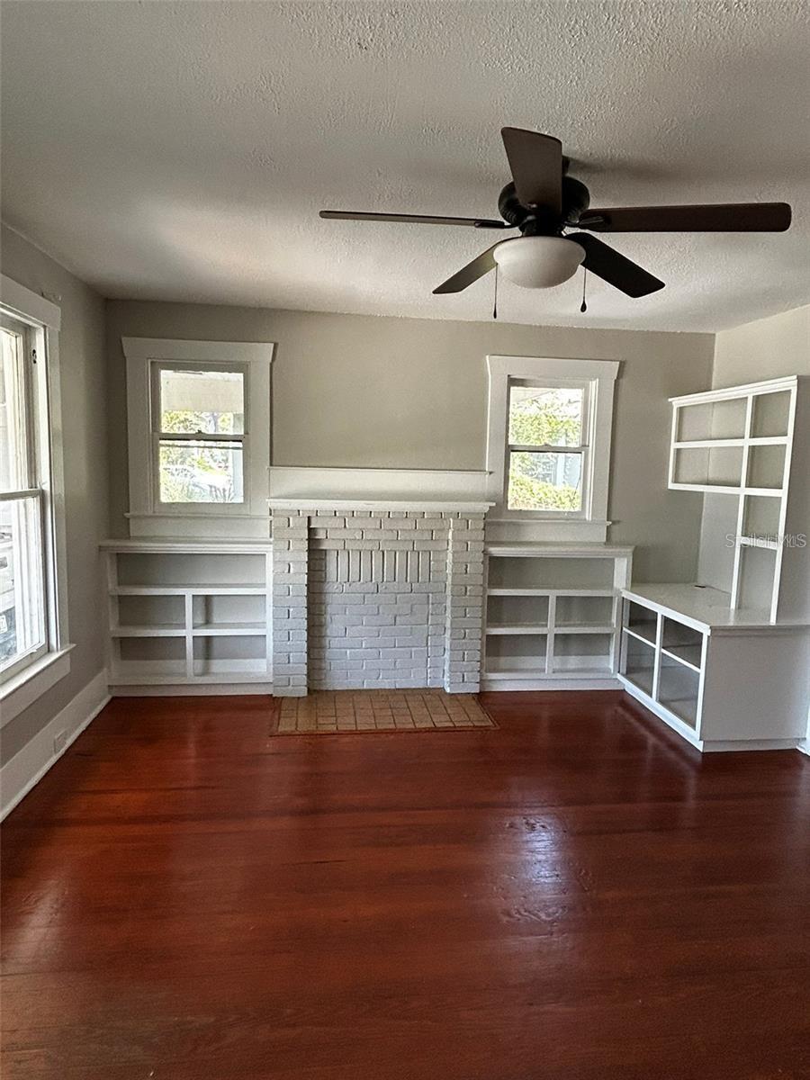 4303 N 10TH STREET, Tampa, FL 33603
