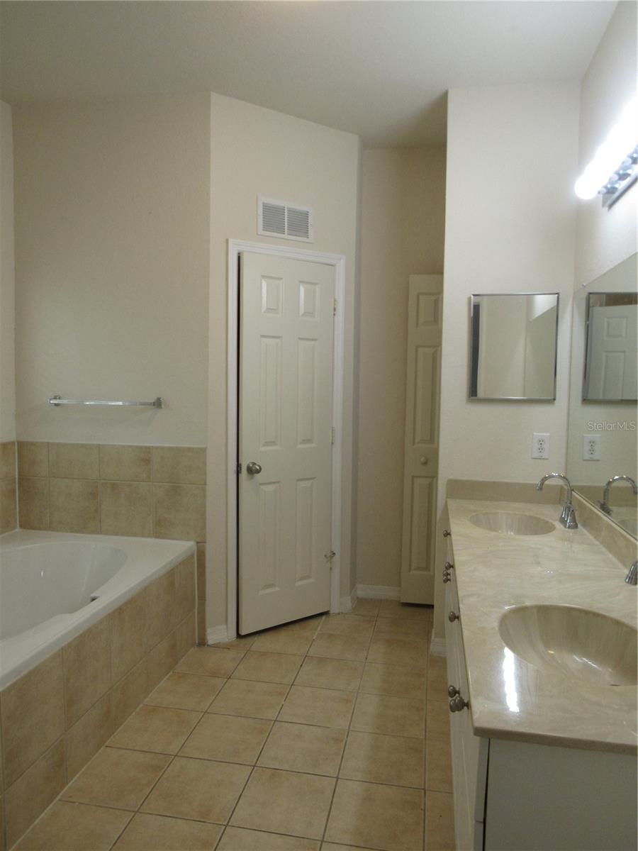 18035 MELIBEE STONE STREET, Tampa, FL 33647