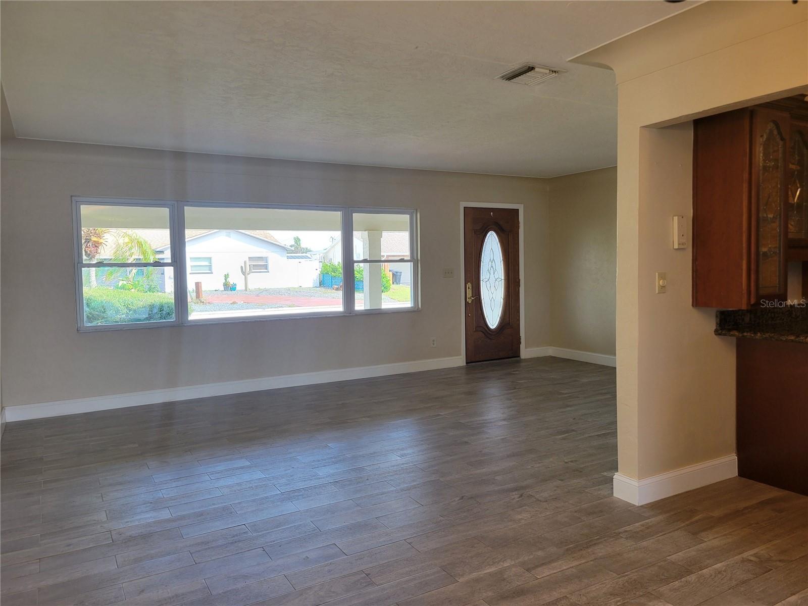 7880 2ND AVENUE S, St Petersburg, FL 33707