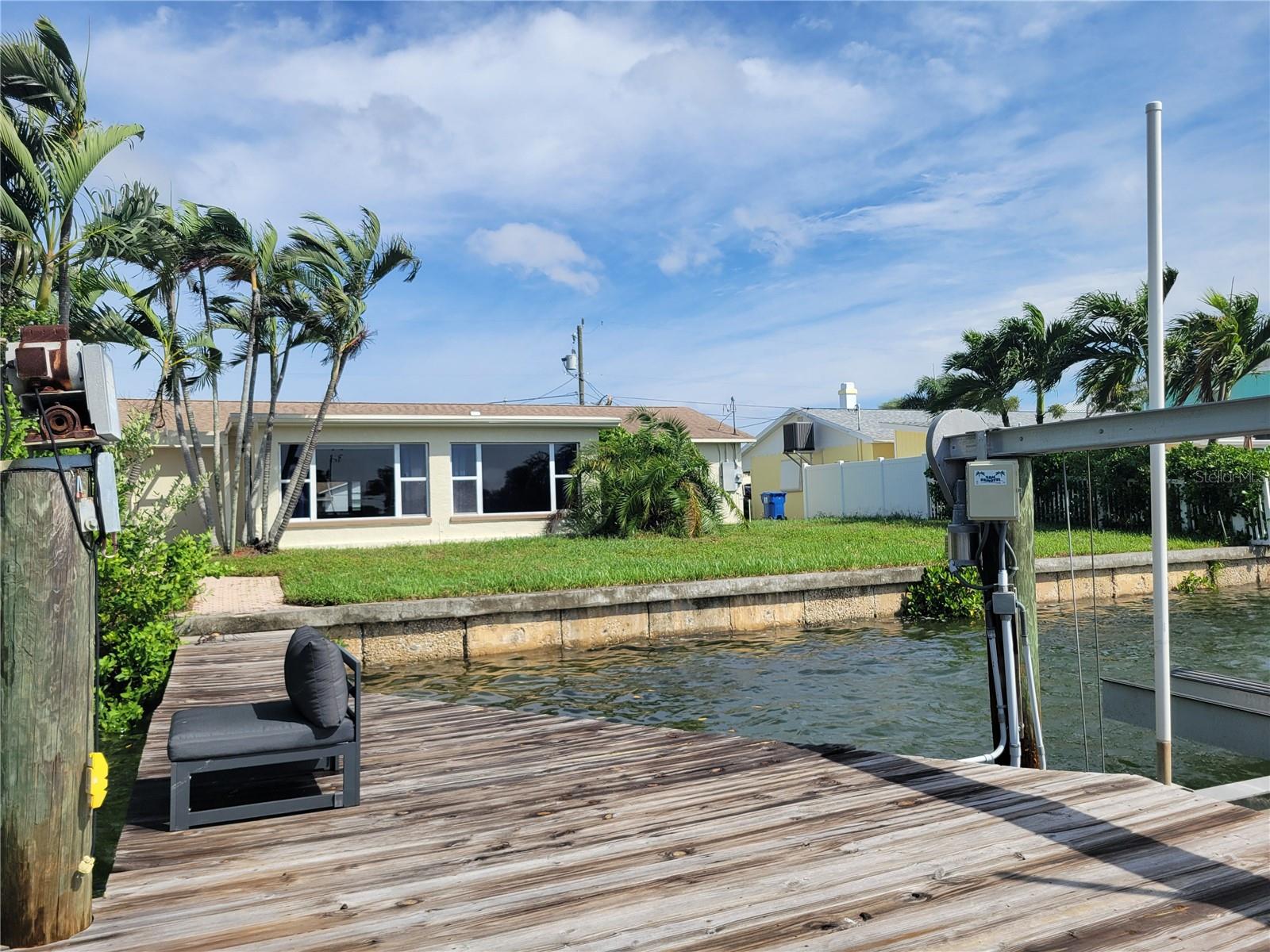 7880 2ND AVENUE S, St Petersburg, FL 33707
