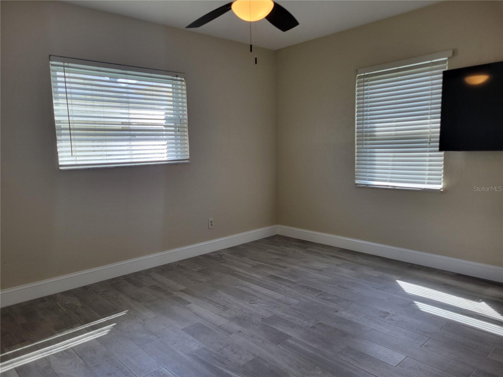 7880 2ND AVENUE S, St Petersburg, FL 33707