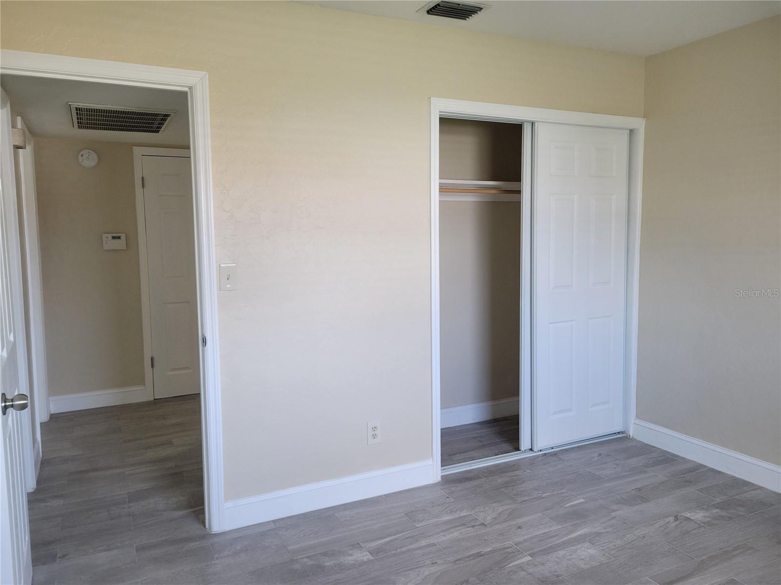 7880 2ND AVENUE S, St Petersburg, FL 33707