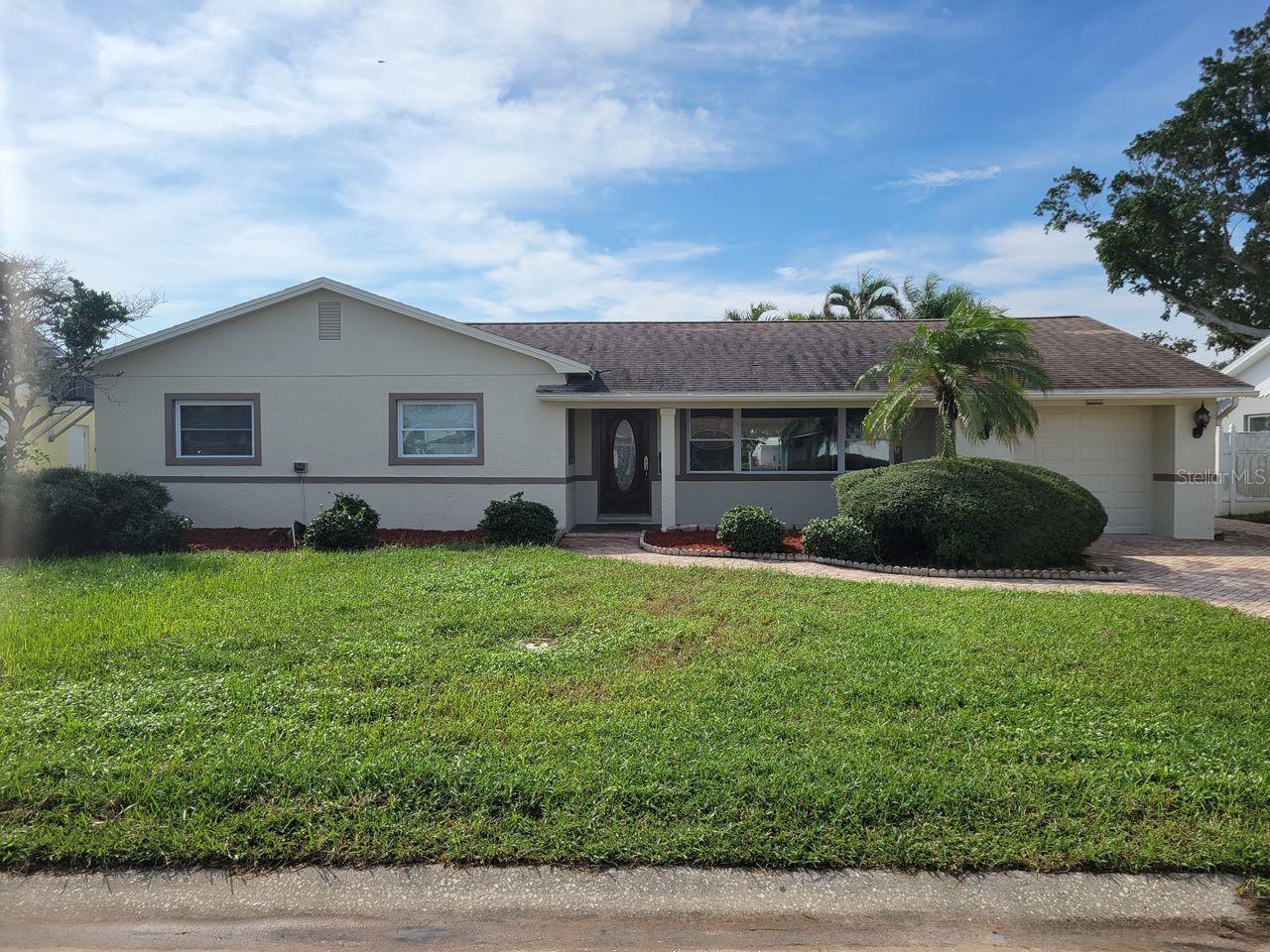 7880 2ND AVENUE S, St Petersburg, FL 33707
