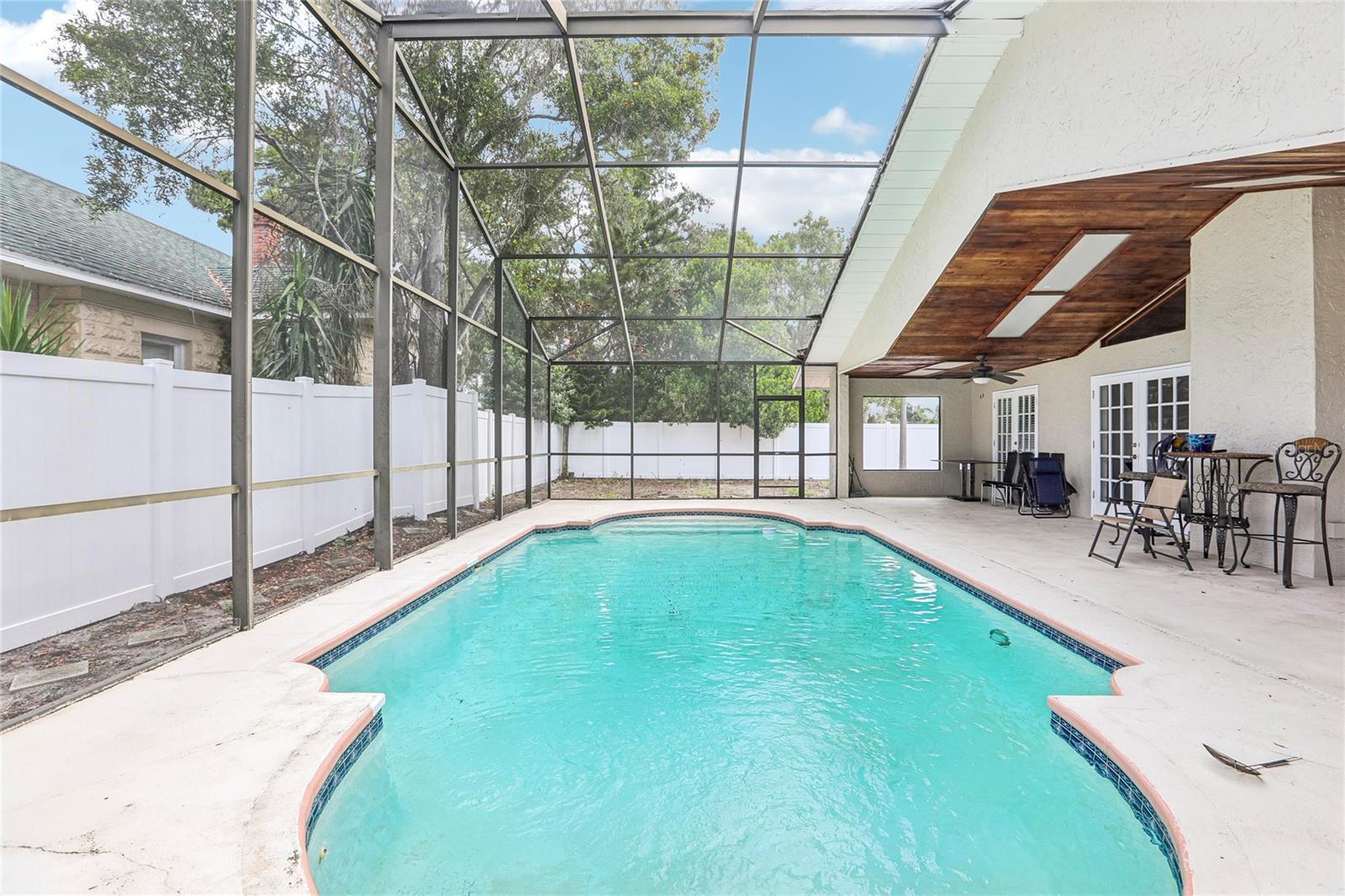 700 13TH COURT SW, Largo, FL 33770