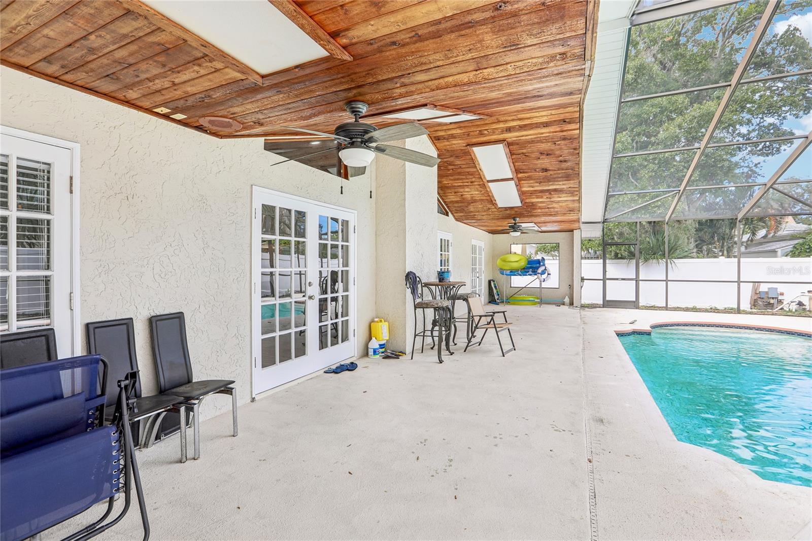 700 13TH COURT SW, Largo, FL 33770