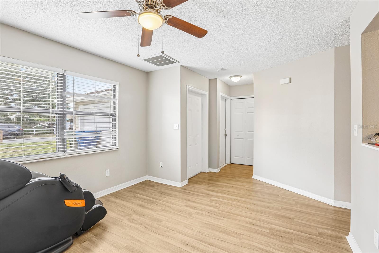700 13TH COURT SW, Largo, FL 33770 700 13TH COURT SW, Largo, FL 33770