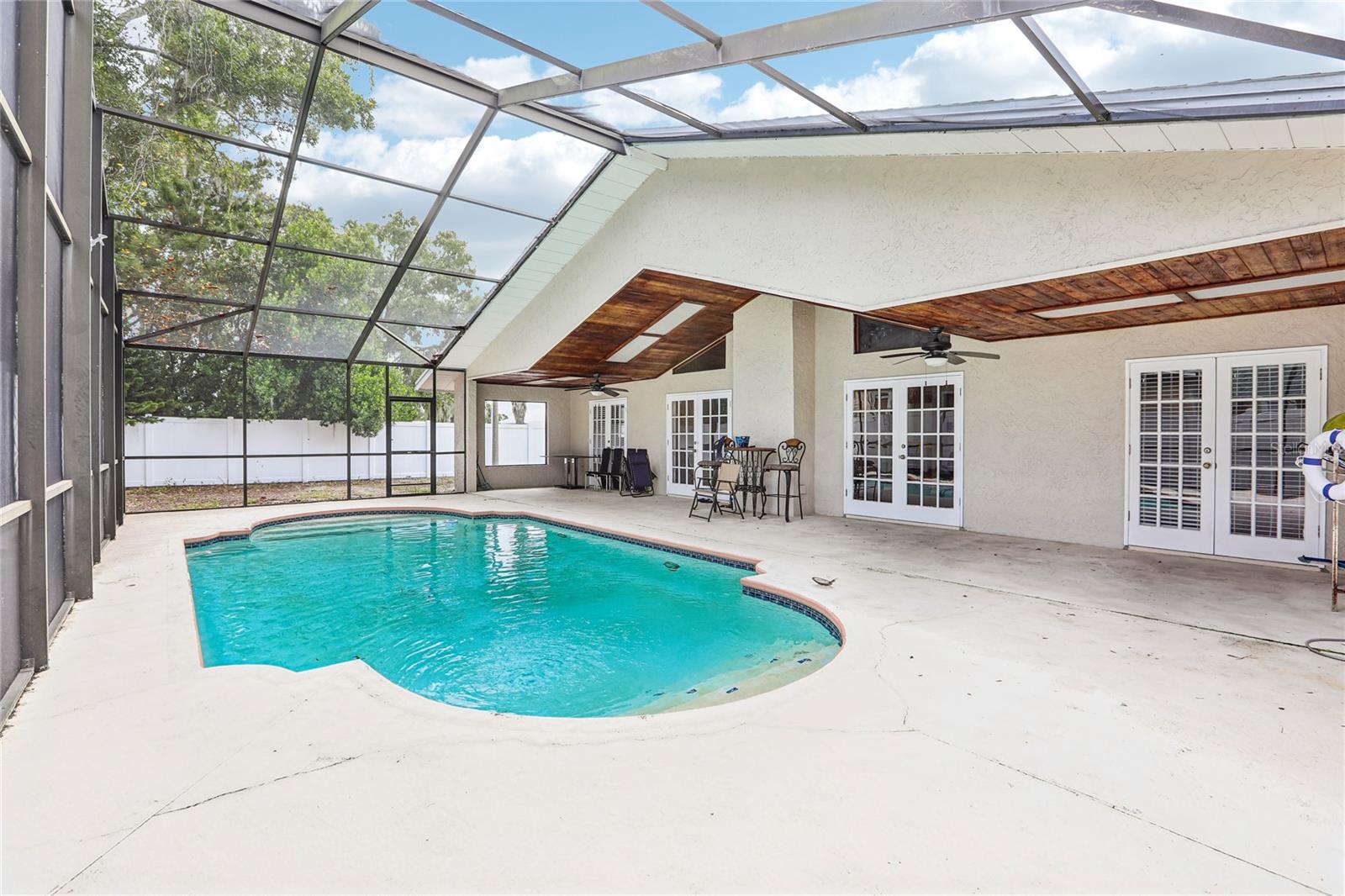 700 13TH COURT SW, Largo, FL 33770