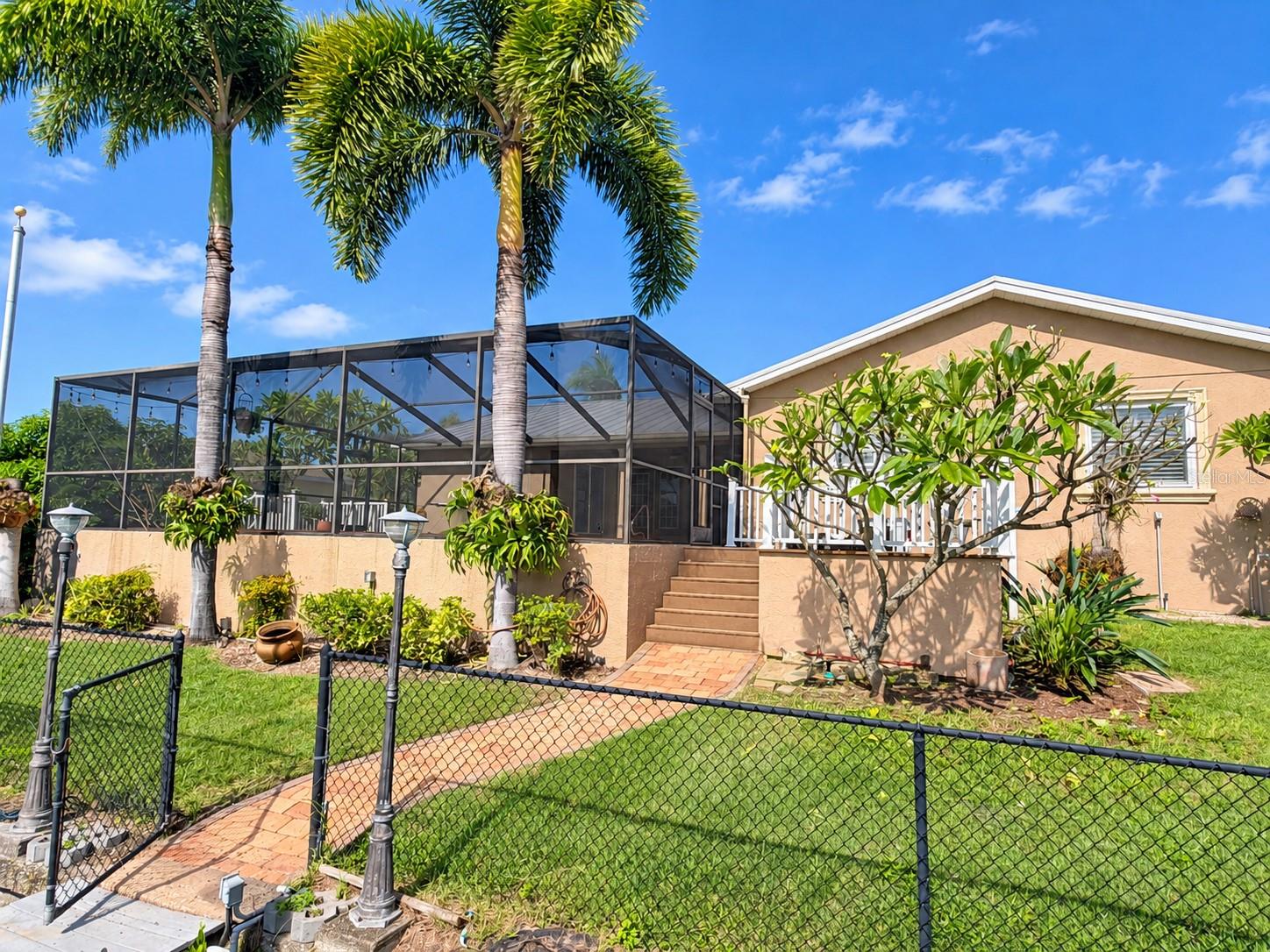 816 EAGLE LANE, Apollo Beach, FL 33572