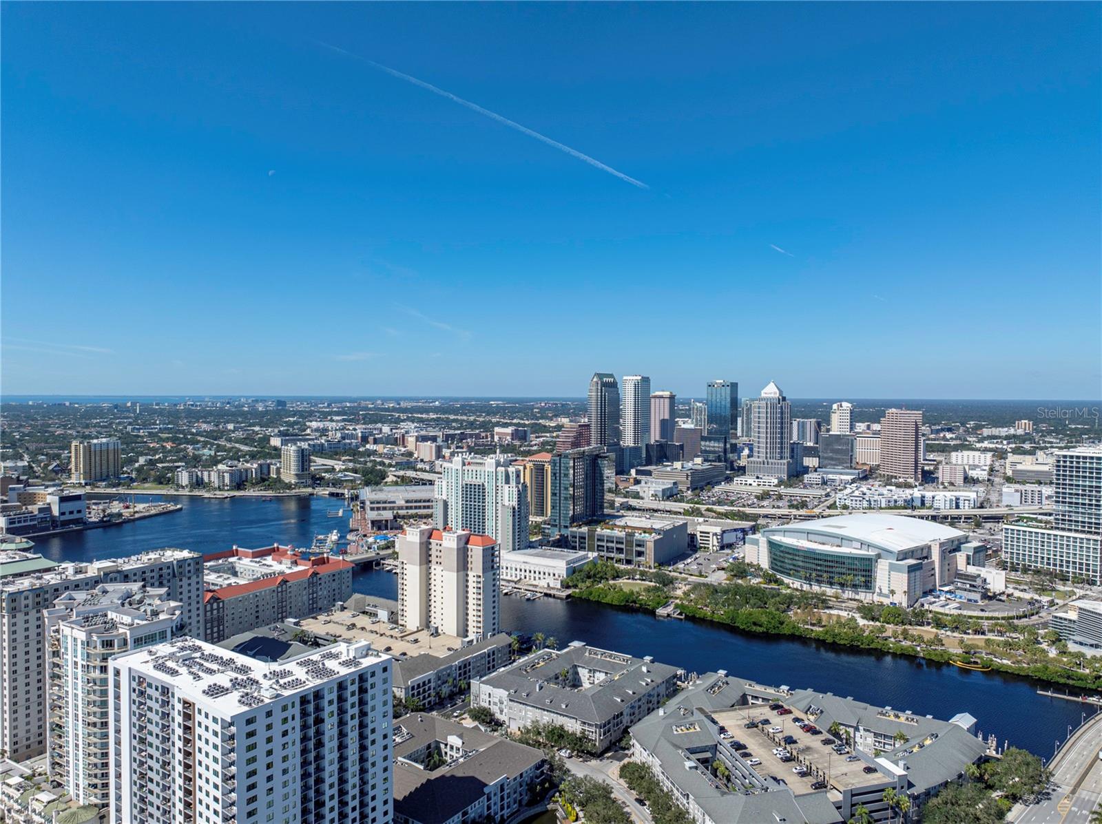450 KNIGHTS RUN AVENUE, #405, Tampa, FL 33602