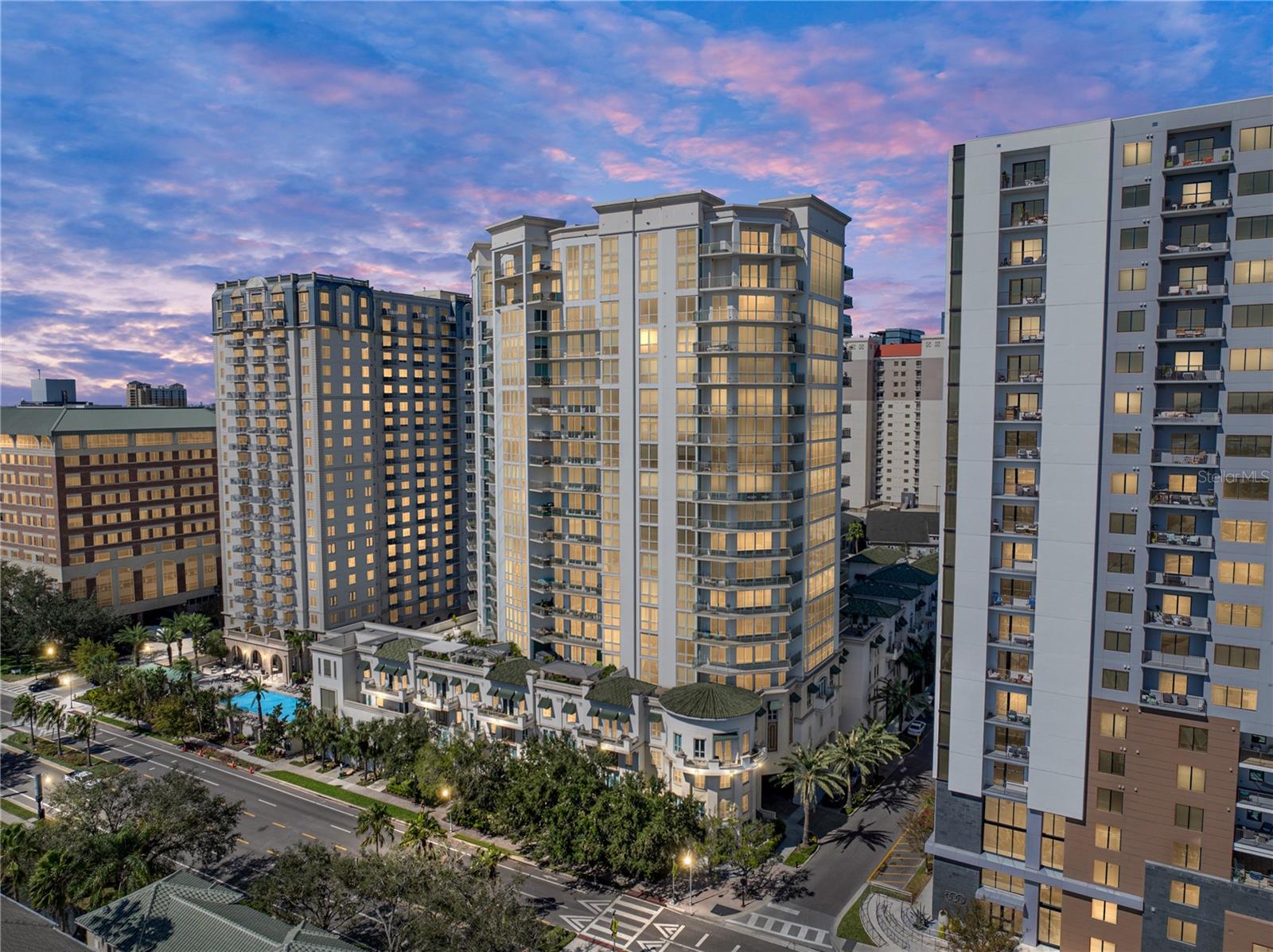 450 KNIGHTS RUN AVENUE, #405, Tampa, FL 33602