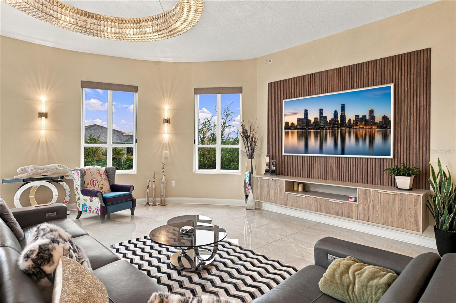 450 KNIGHTS RUN AVENUE, #405, Tampa, FL 33602