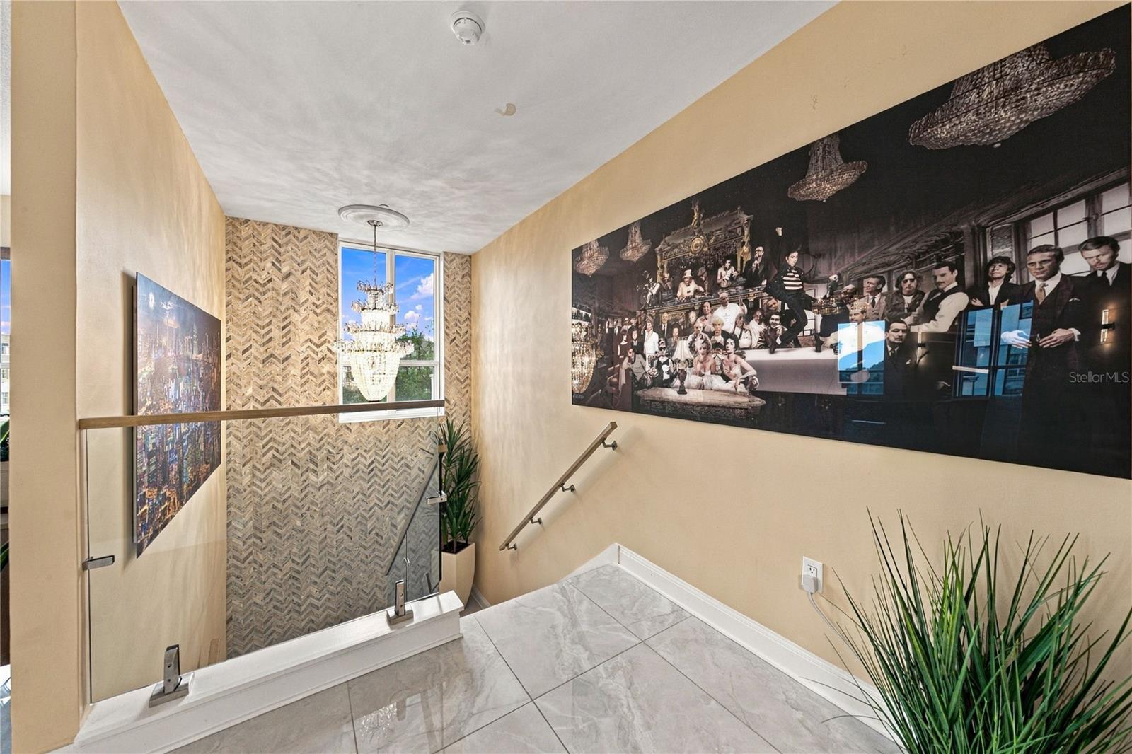 450 KNIGHTS RUN AVENUE, #405, Tampa, FL 33602