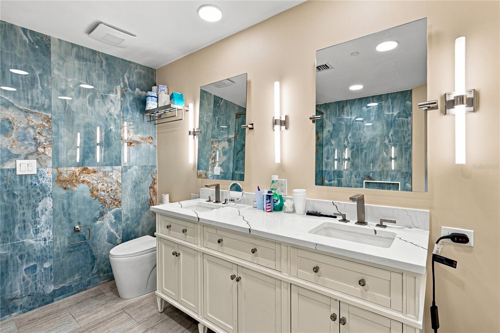 450 KNIGHTS RUN AVENUE, #405, Tampa, FL 33602