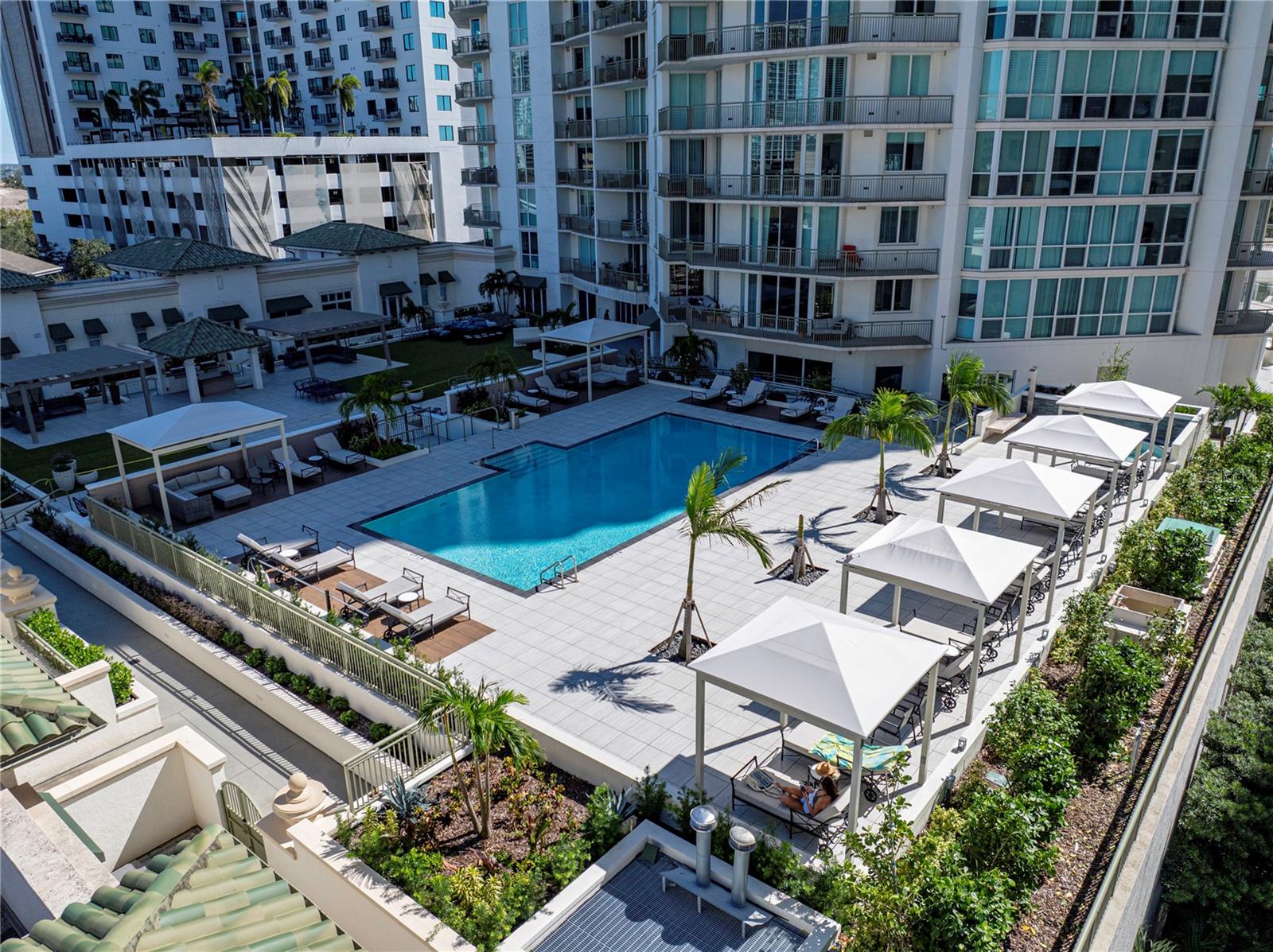 450 KNIGHTS RUN AVENUE, #405, Tampa, FL 33602