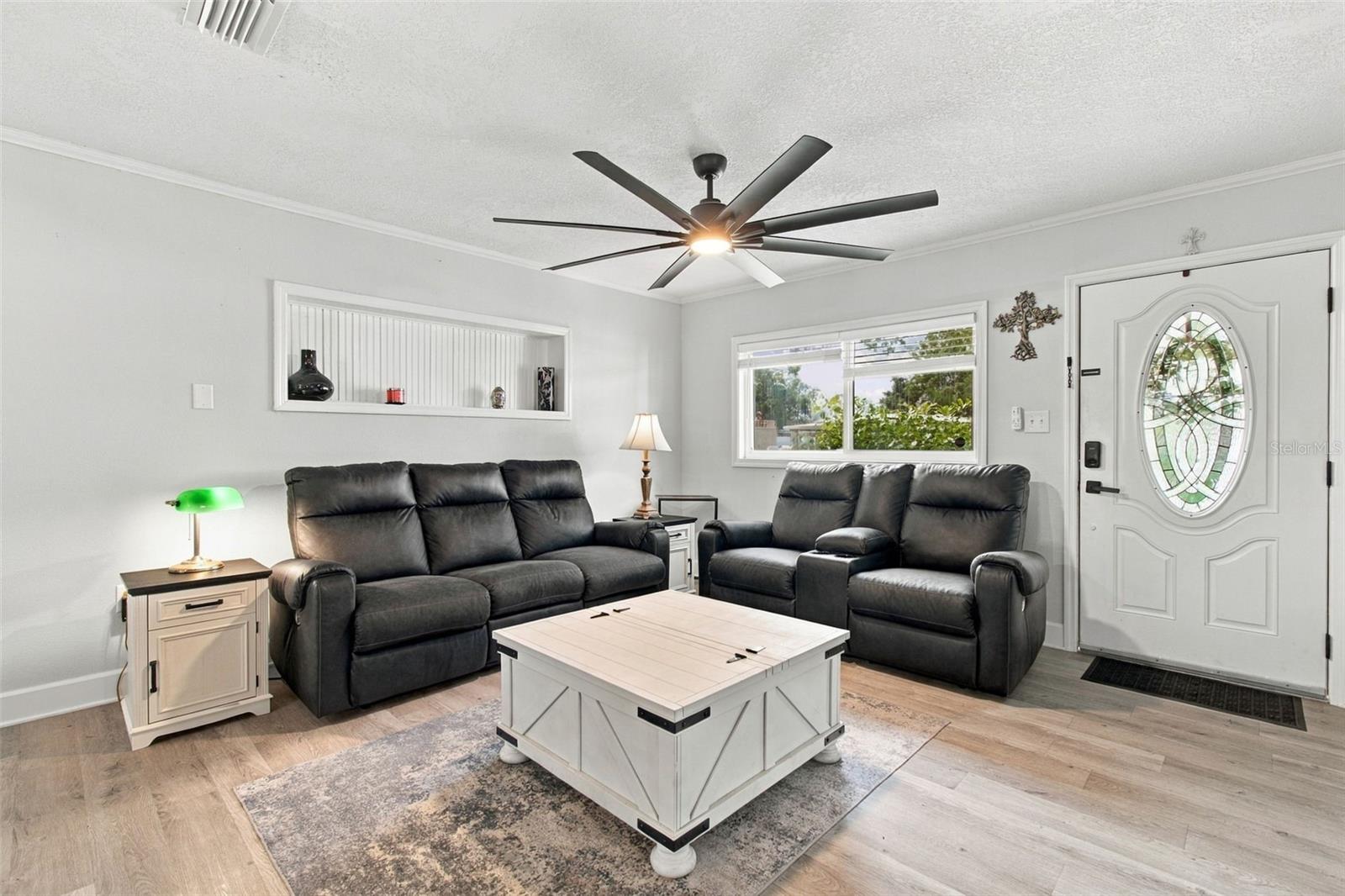 335 COUNTRY CLUB DRIVE, Oldsmar, FL 34677