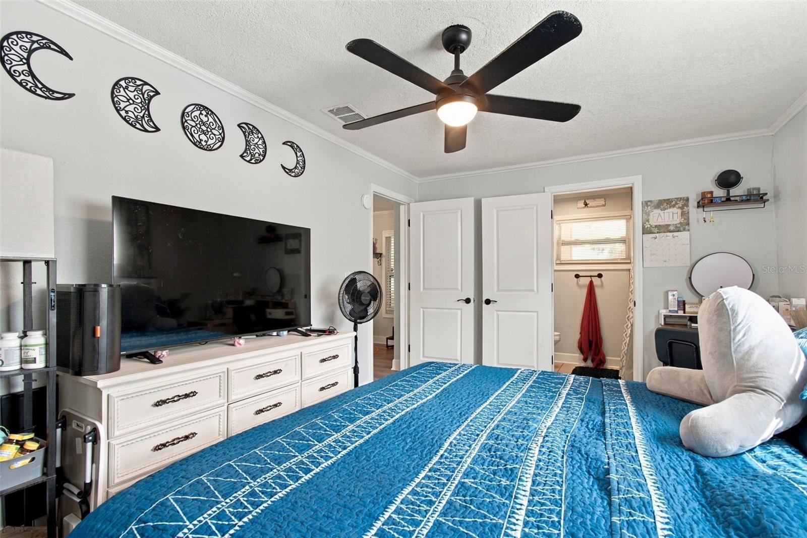 335 COUNTRY CLUB DRIVE, Oldsmar, FL 34677