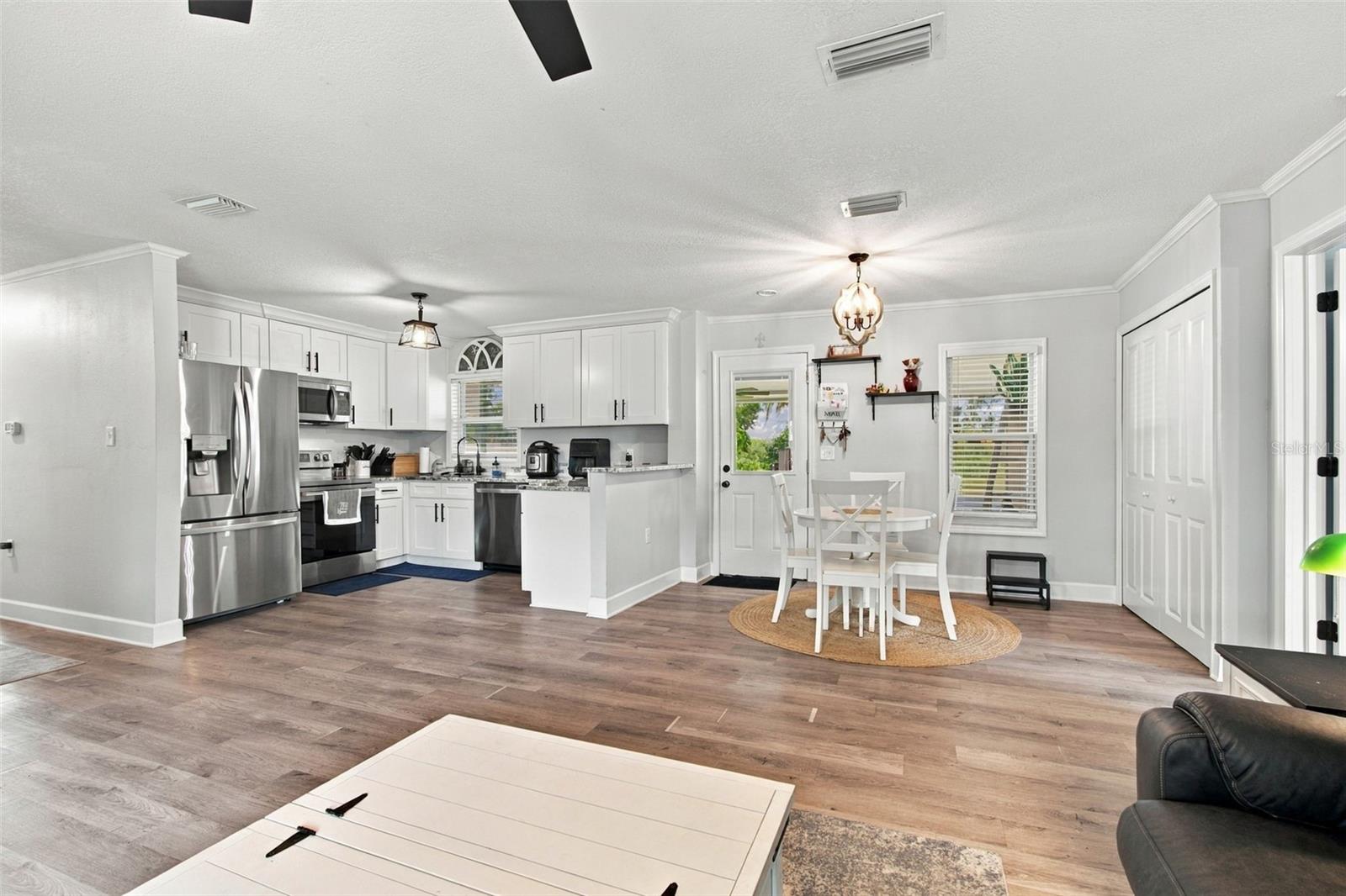 335 COUNTRY CLUB DRIVE, Oldsmar, FL 34677
