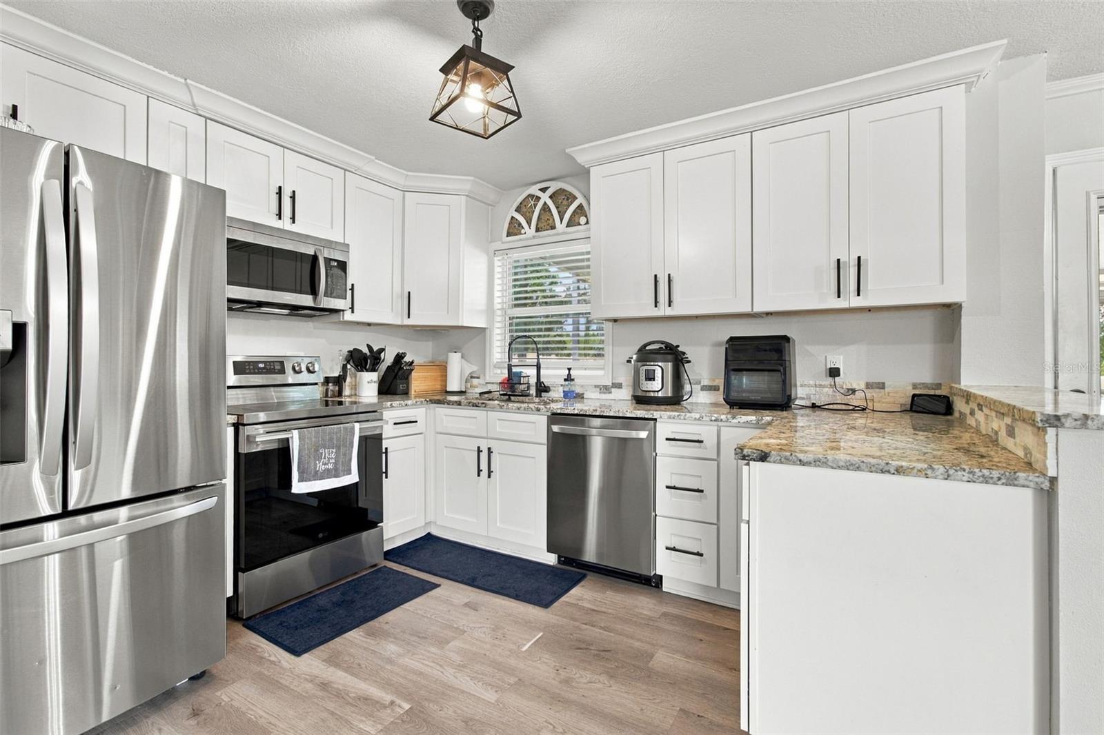 335 COUNTRY CLUB DRIVE, Oldsmar, FL 34677
